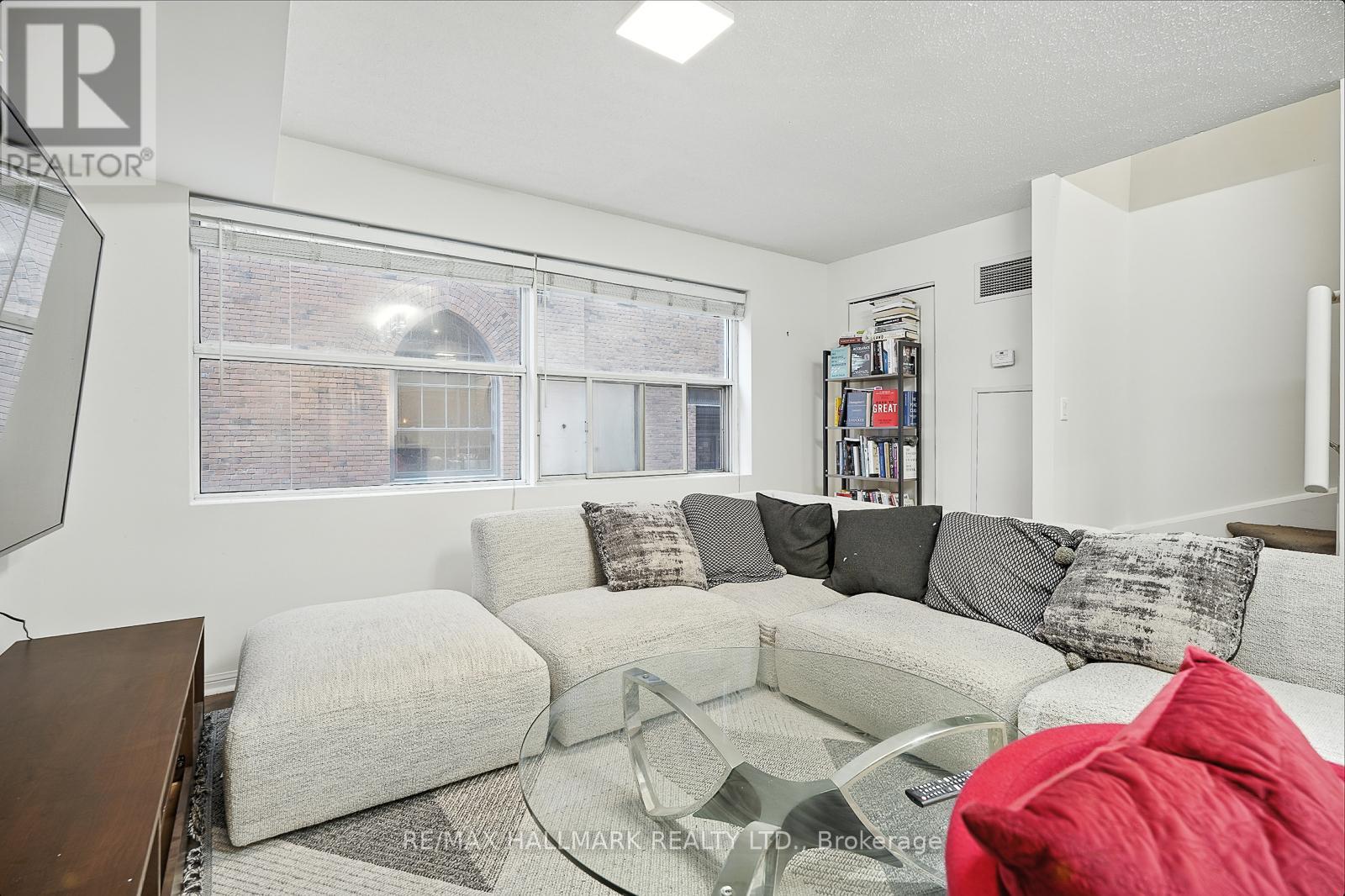116 - 11 St Joseph Street, Toronto, Ontario  M4Y 3G4 - Photo 6 - C12375276
