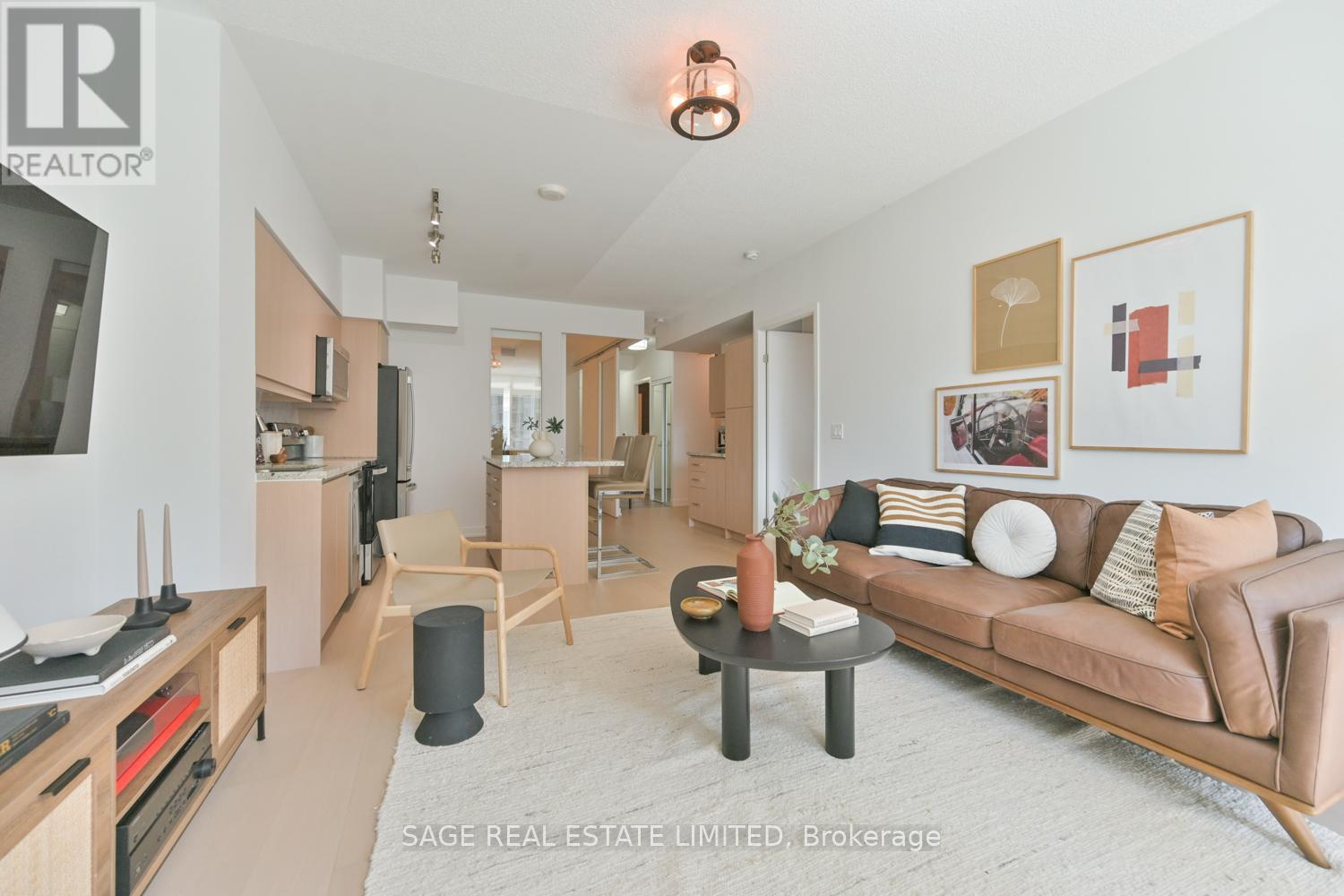 702 - 215 Fort York Boulevard, Toronto, Ontario  M5V 4A2 - Photo 13 - C12375320