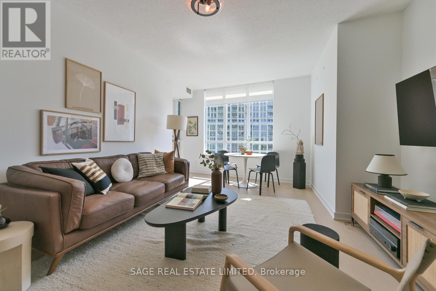 702 - 215 Fort York Boulevard, Toronto, Ontario  M5V 4A2 - Photo 14 - C12375320