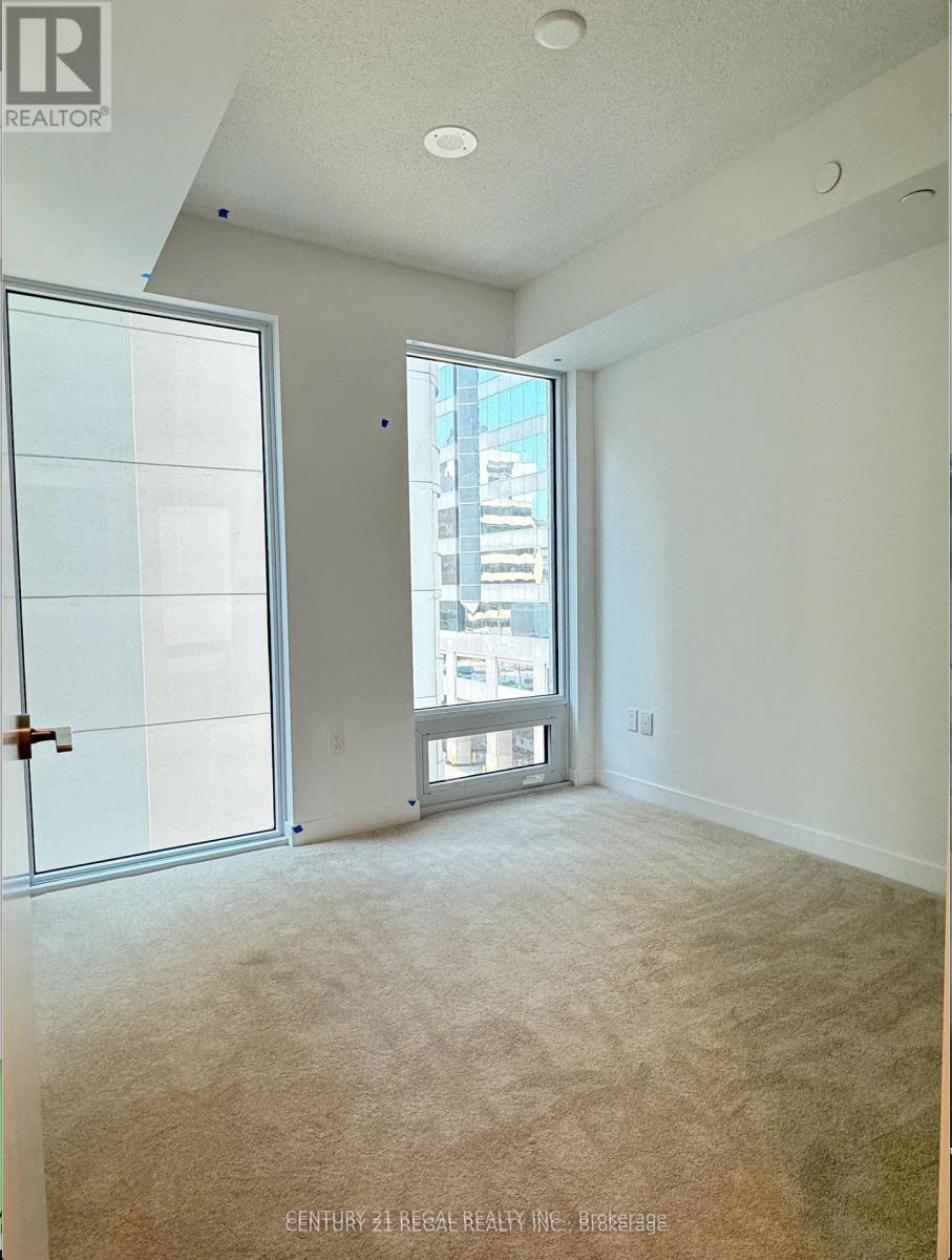 402 - 238 Simcoe Street, Toronto, Ontario  M5T 0E2 - Photo 8 - C12375329