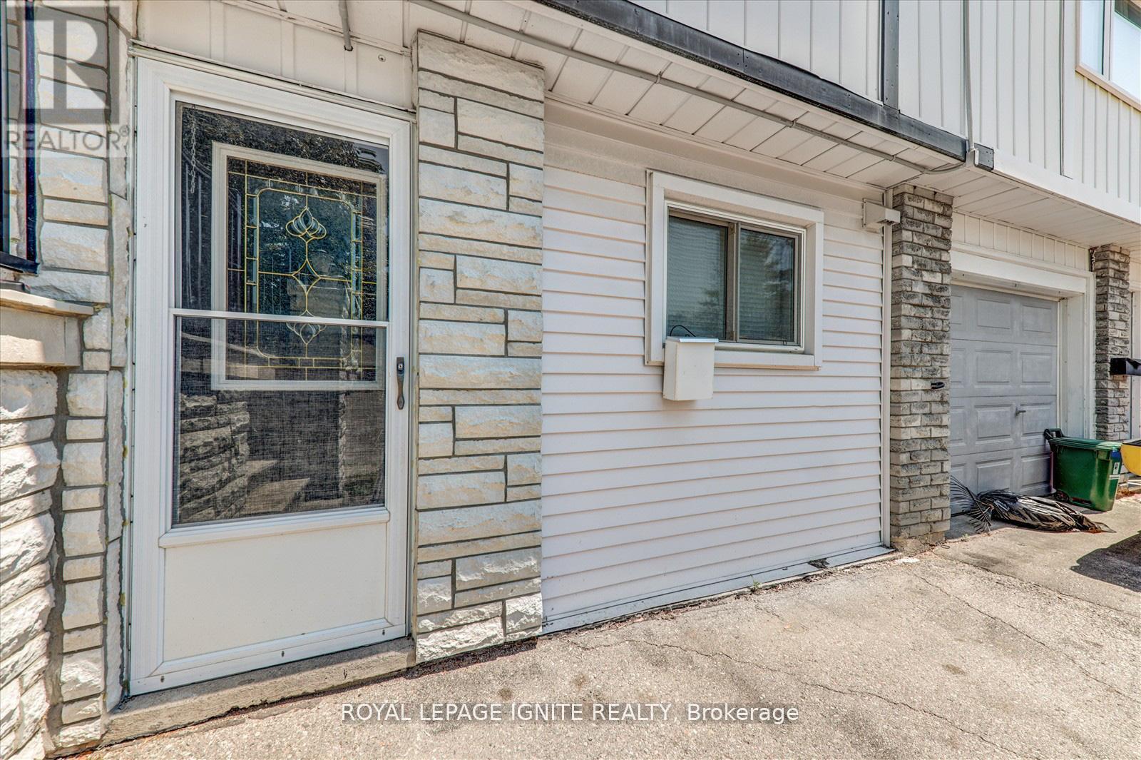 Bsmt - 1279 Northmount Street, Oshawa, Ontario  L1G 7M7 - Photo 1 - E12375233