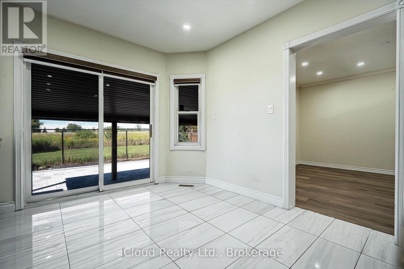 80 Venice Crescent W, Vaughan (Beverley Glen), Ontario  L4J 7T1 - Photo 14 - N12375266