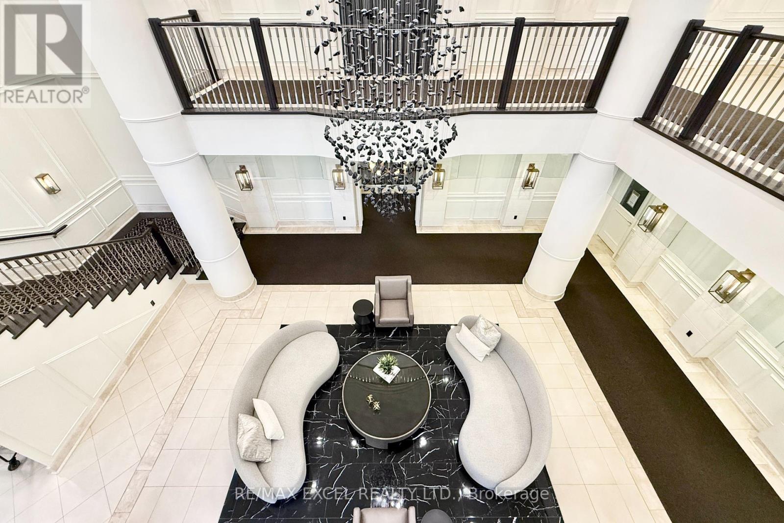 408 - 10101 Yonge Street N, Richmond Hill, Ontario L4C 0V6 - Photo 5 - N12375291