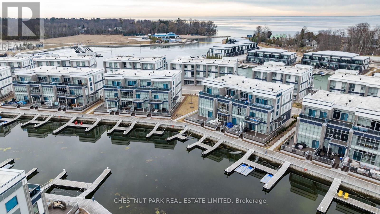 3718 Mangusta Court, Innisfil, Ontario  L9S 0L5 - Photo 5 - N12375355