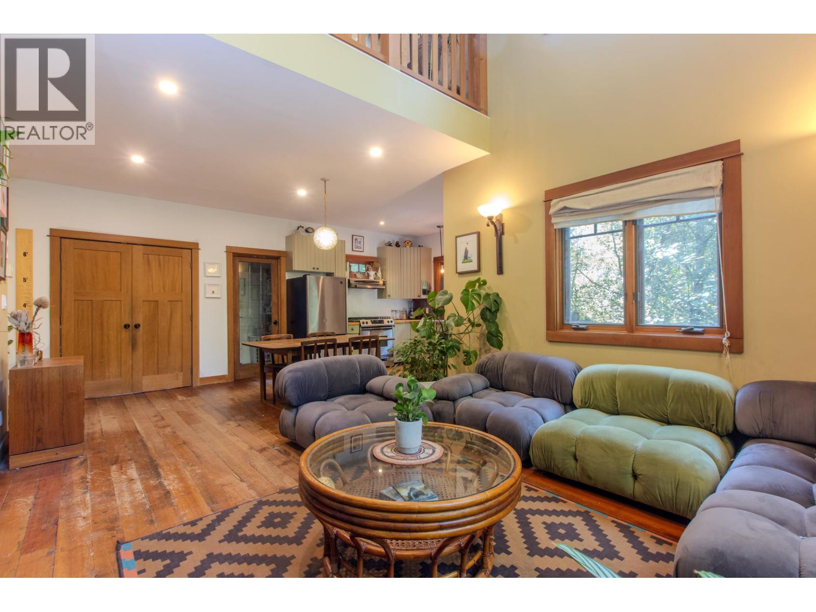 41645 Government Road, Squamish, British Columbia  V0N 1H0 - Photo 16 - R3033074