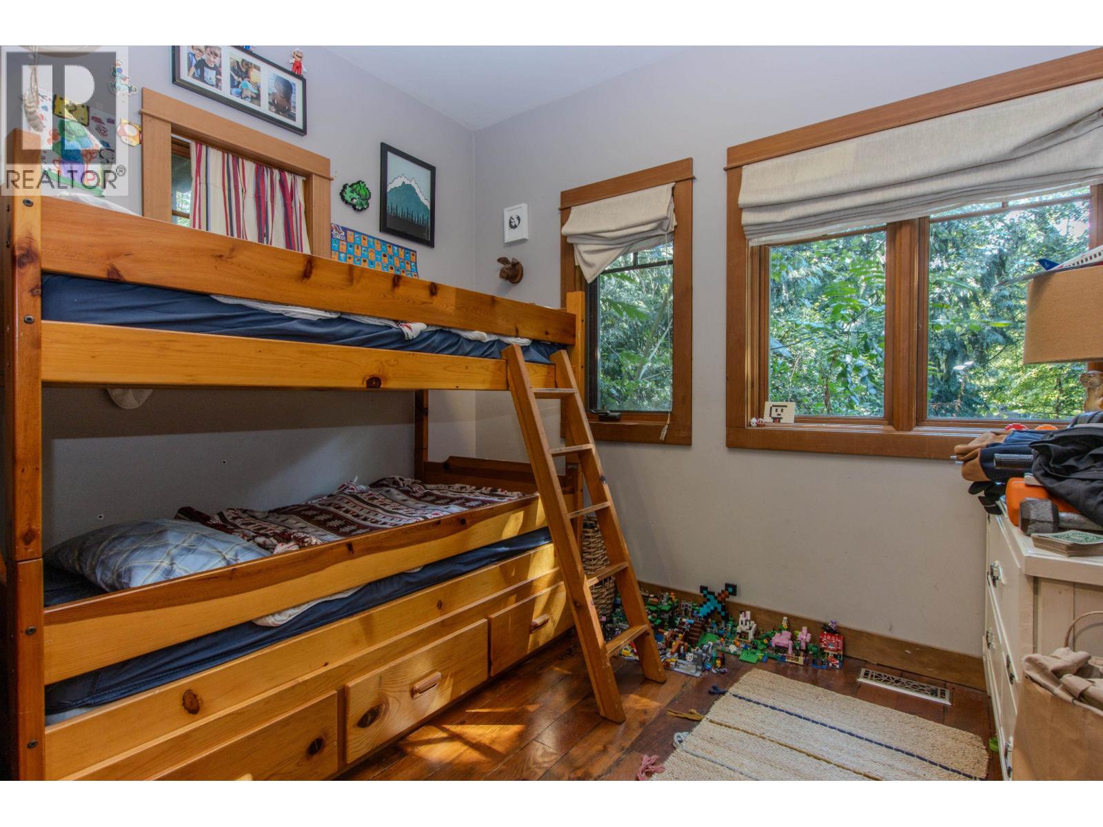 41645 Government Road, Squamish, British Columbia  V0N 1H0 - Photo 10 - R3033074