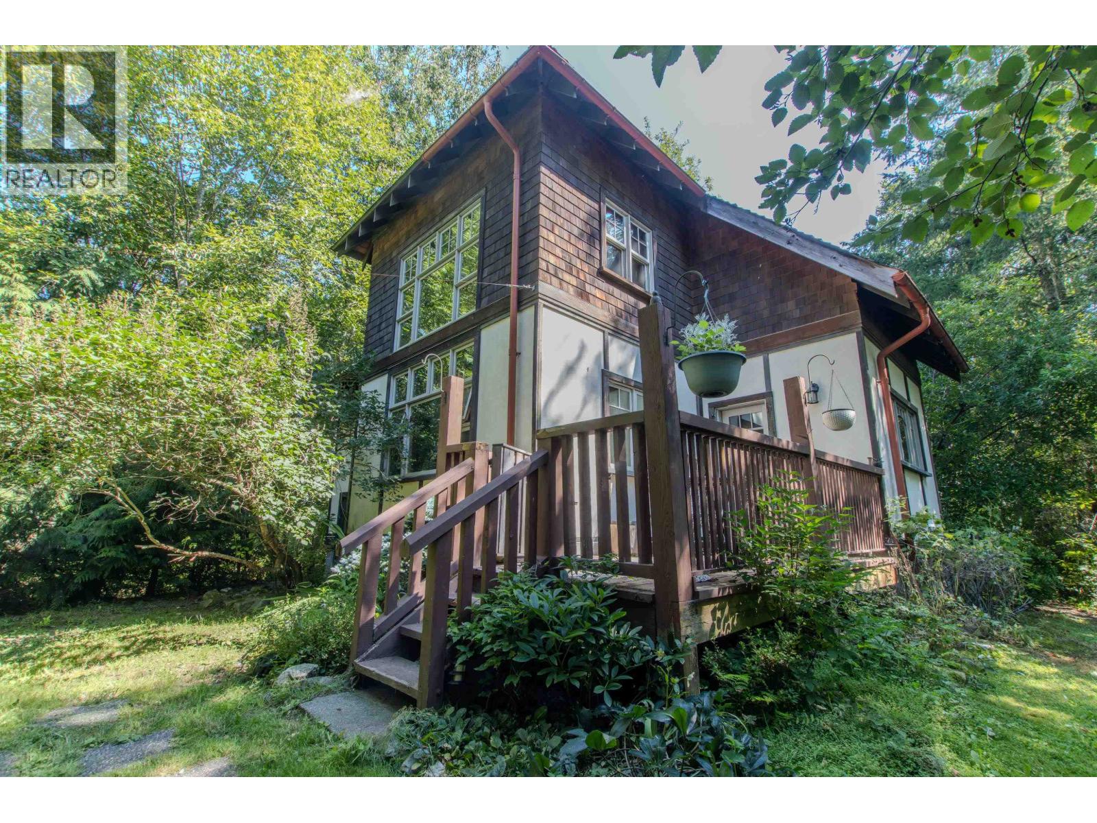 41645 Government Road, Squamish, British Columbia  V0N 1H0 - Photo 22 - R3033074