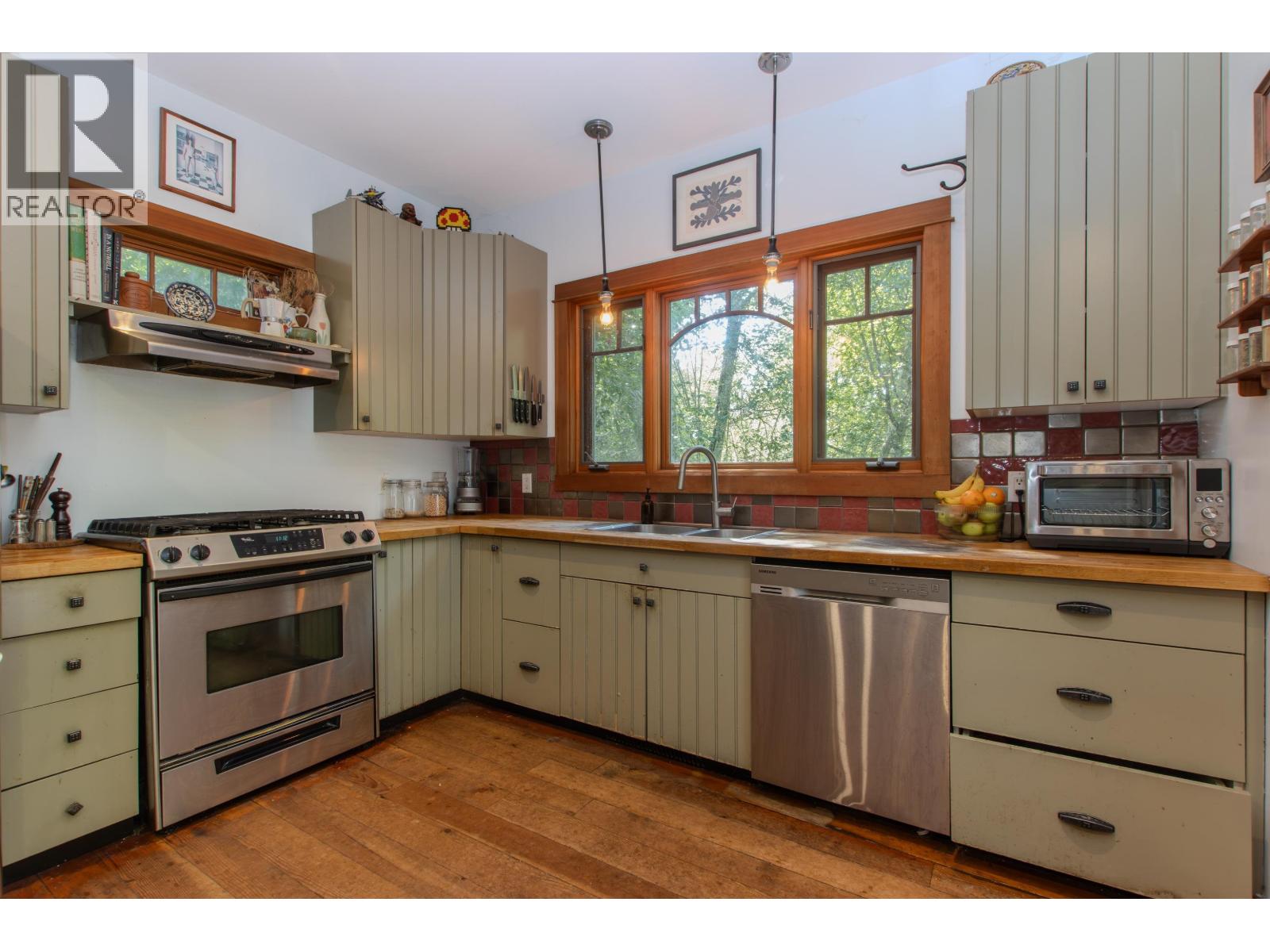 41645 Government Road, Squamish, British Columbia  V0N 1H0 - Photo 19 - R3033074