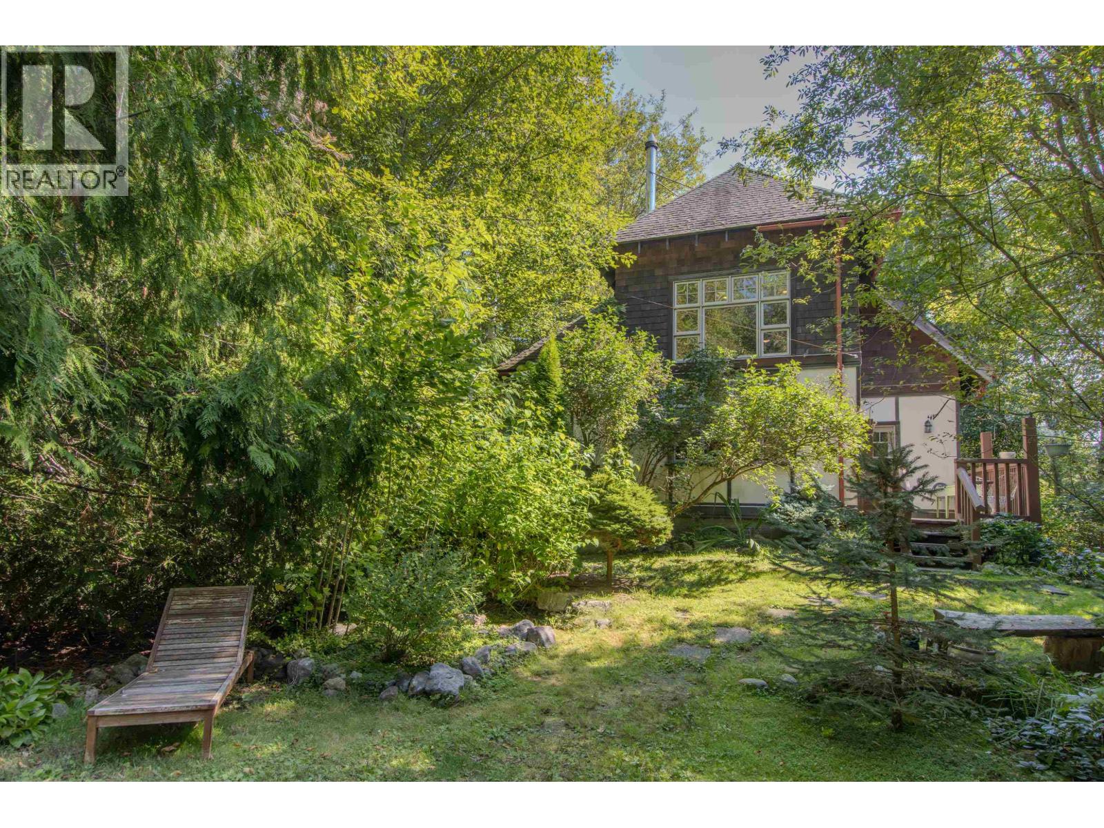41645 Government Road, Squamish, British Columbia  V0N 1H0 - Photo 26 - R3033074