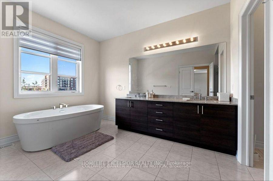 3128 Parsonage Crescent, Oakville, Ontario  L6H 0T9 - Photo 28 - W12375314