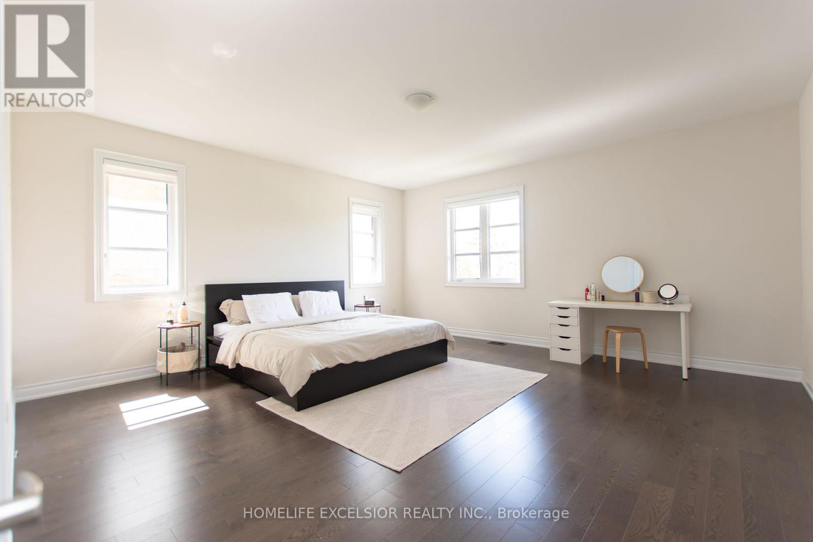 3128 Parsonage Crescent, Oakville, Ontario  L6H 0T9 - Photo 29 - W12375314