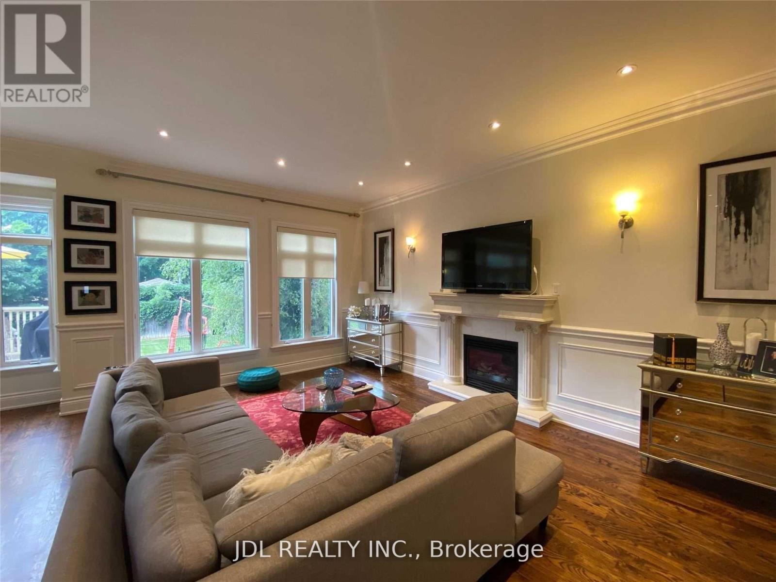 240 Mckee Avenue, Toronto, Ontario  M2N 4E1 - Photo 13 - C12375446