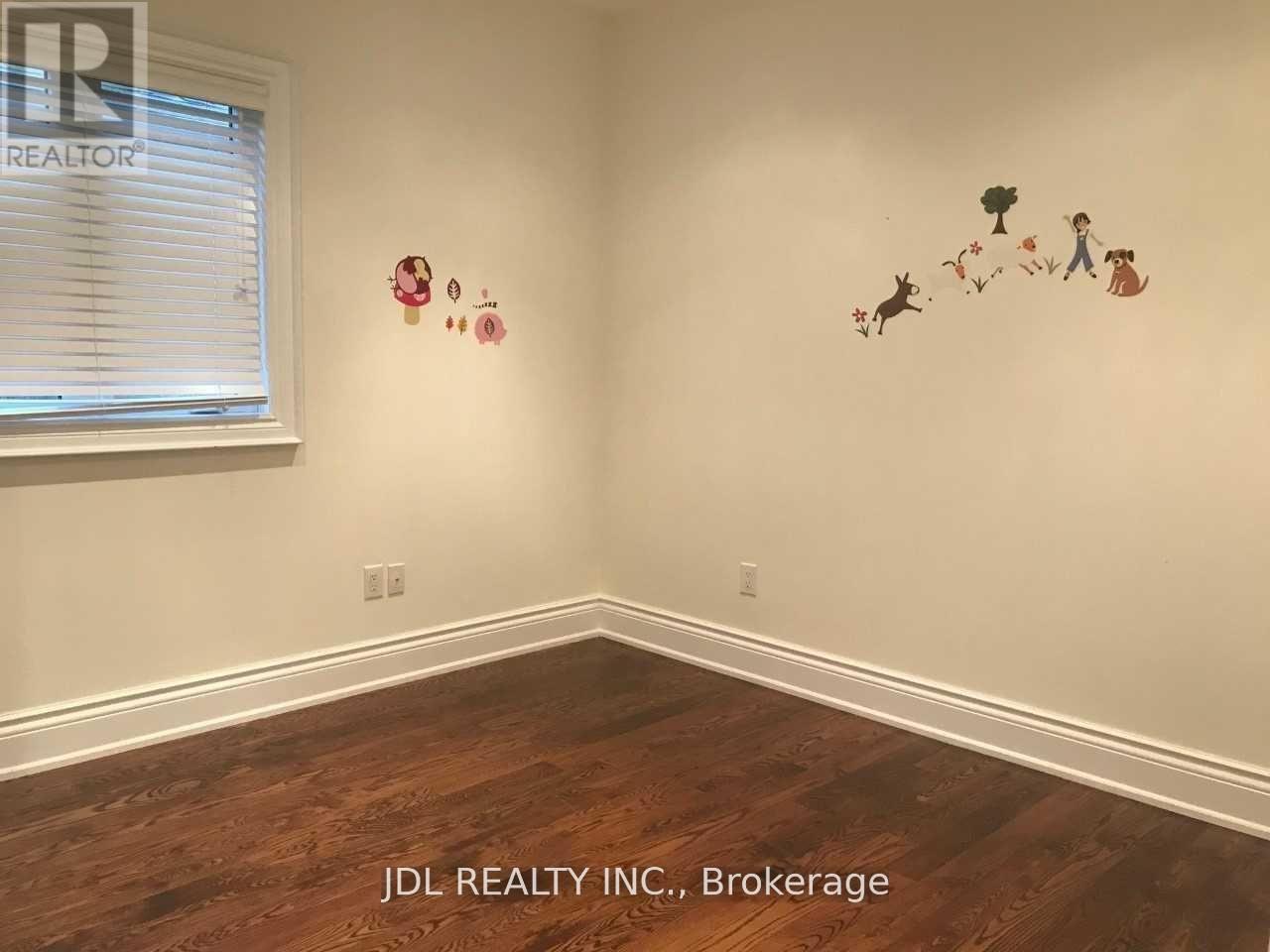240 Mckee Avenue, Toronto, Ontario  M2N 4E1 - Photo 18 - C12375446