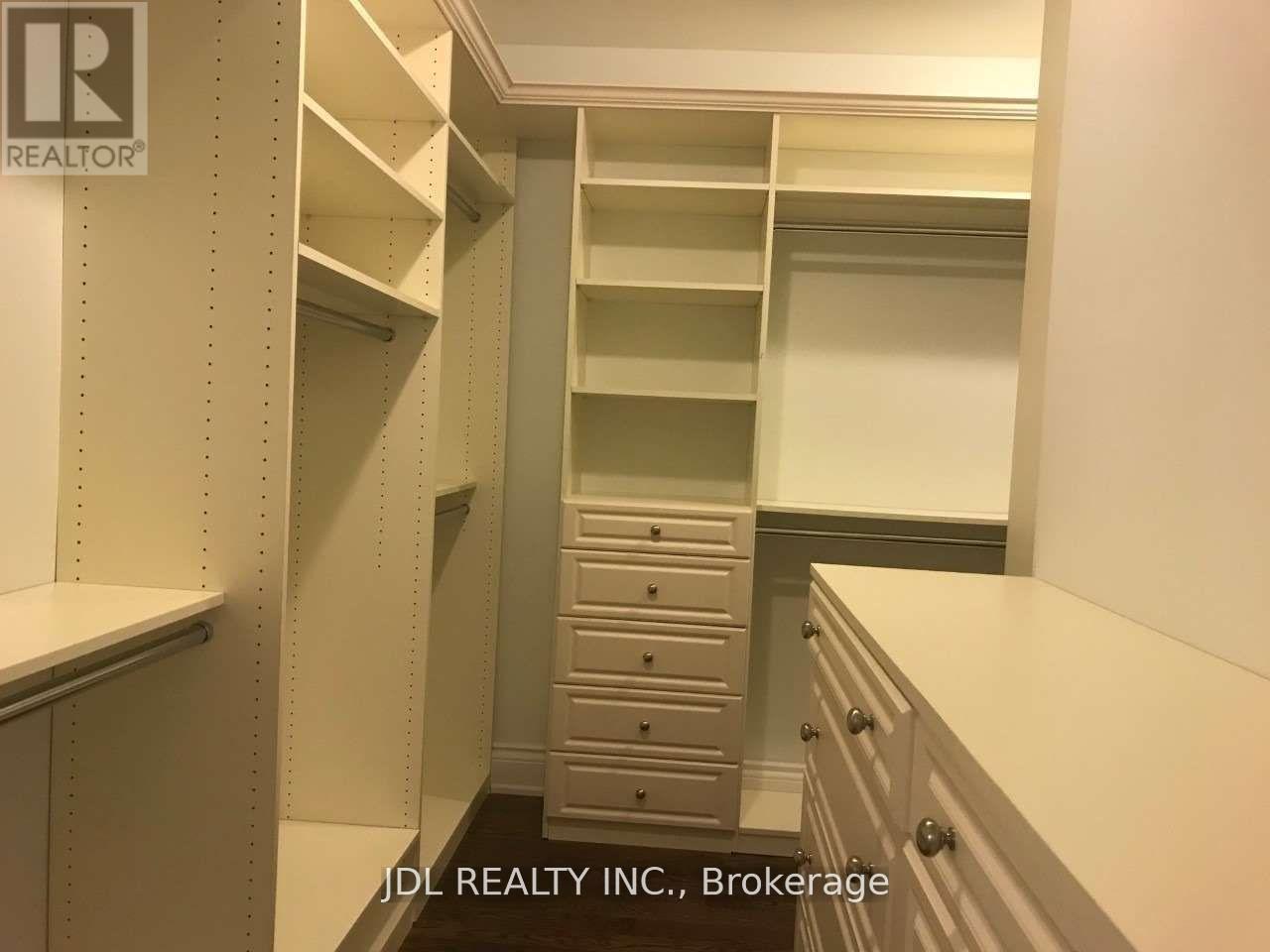 240 Mckee Avenue, Toronto, Ontario  M2N 4E1 - Photo 19 - C12375446