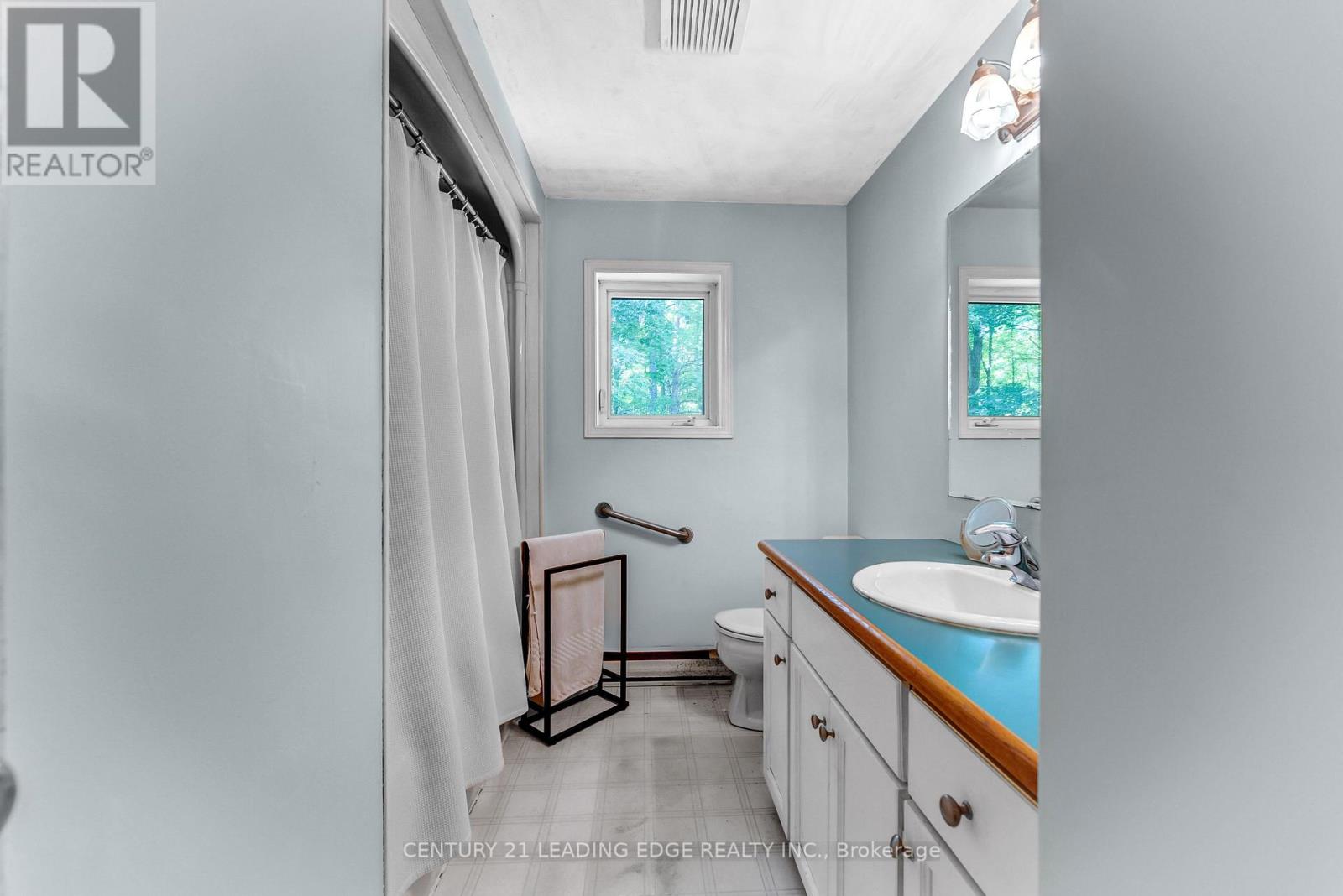 47 Reynolds Road, Madoc, Ontario  K0K 2K0 - Photo 16 - X12375235