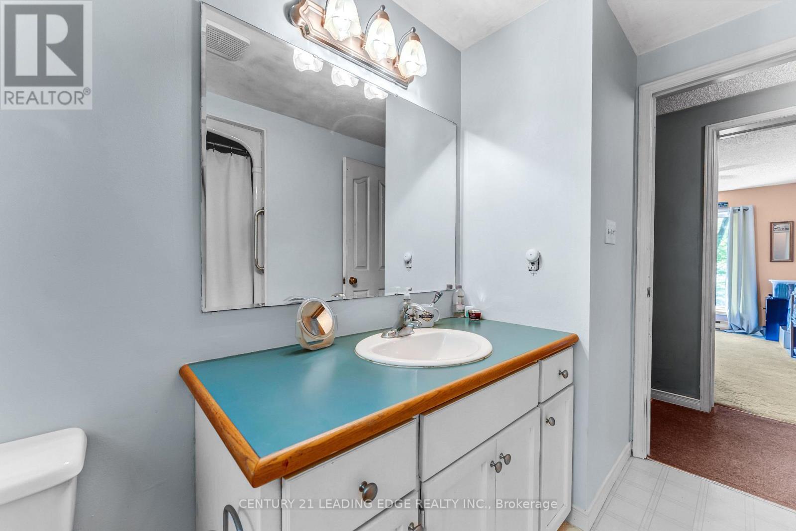 47 Reynolds Road, Madoc, Ontario  K0K 2K0 - Photo 17 - X12375235