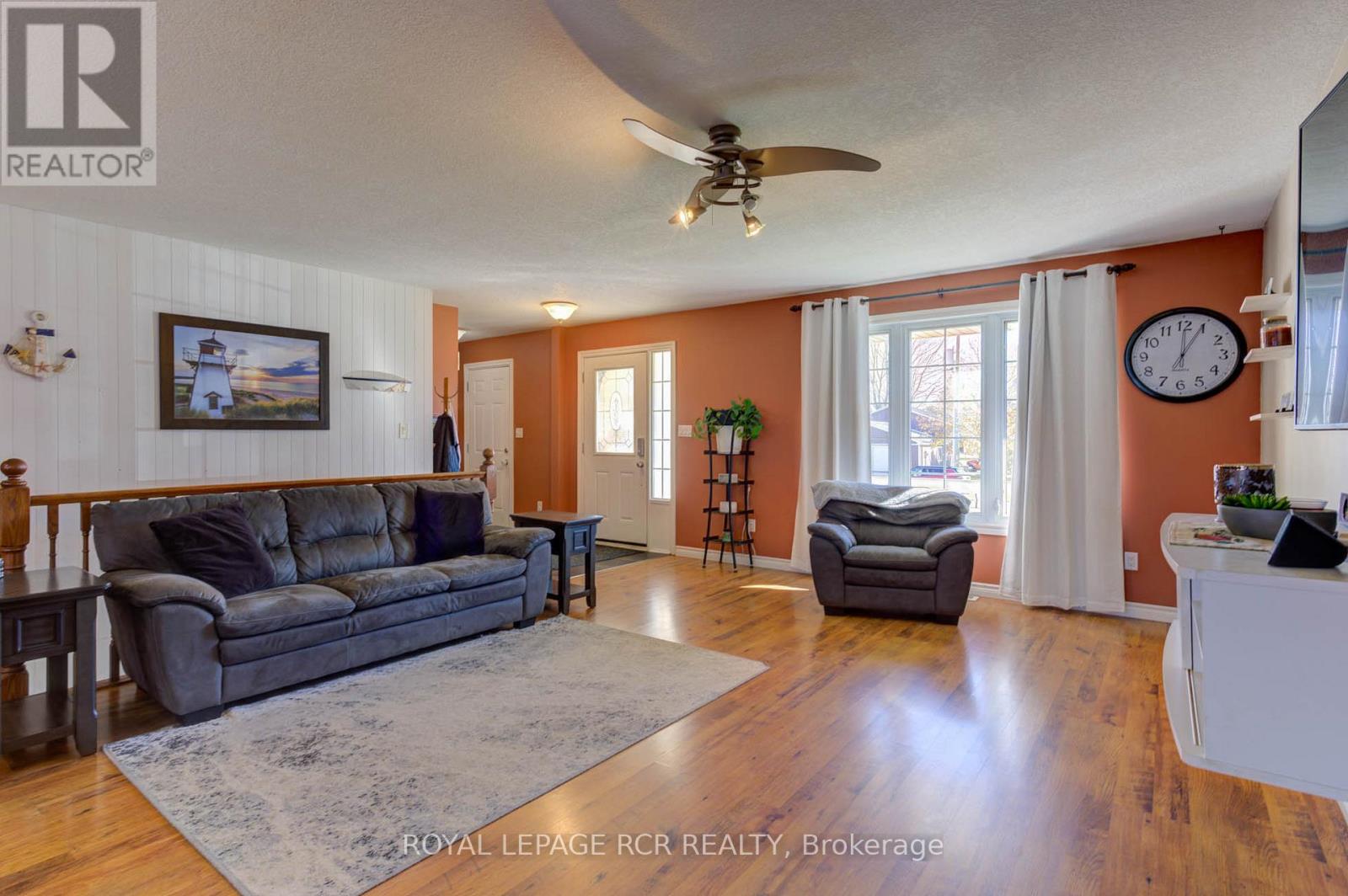 44 Geddes Street W, Minto, Ontario  N0G 1M0 - Photo 8 - X12375344