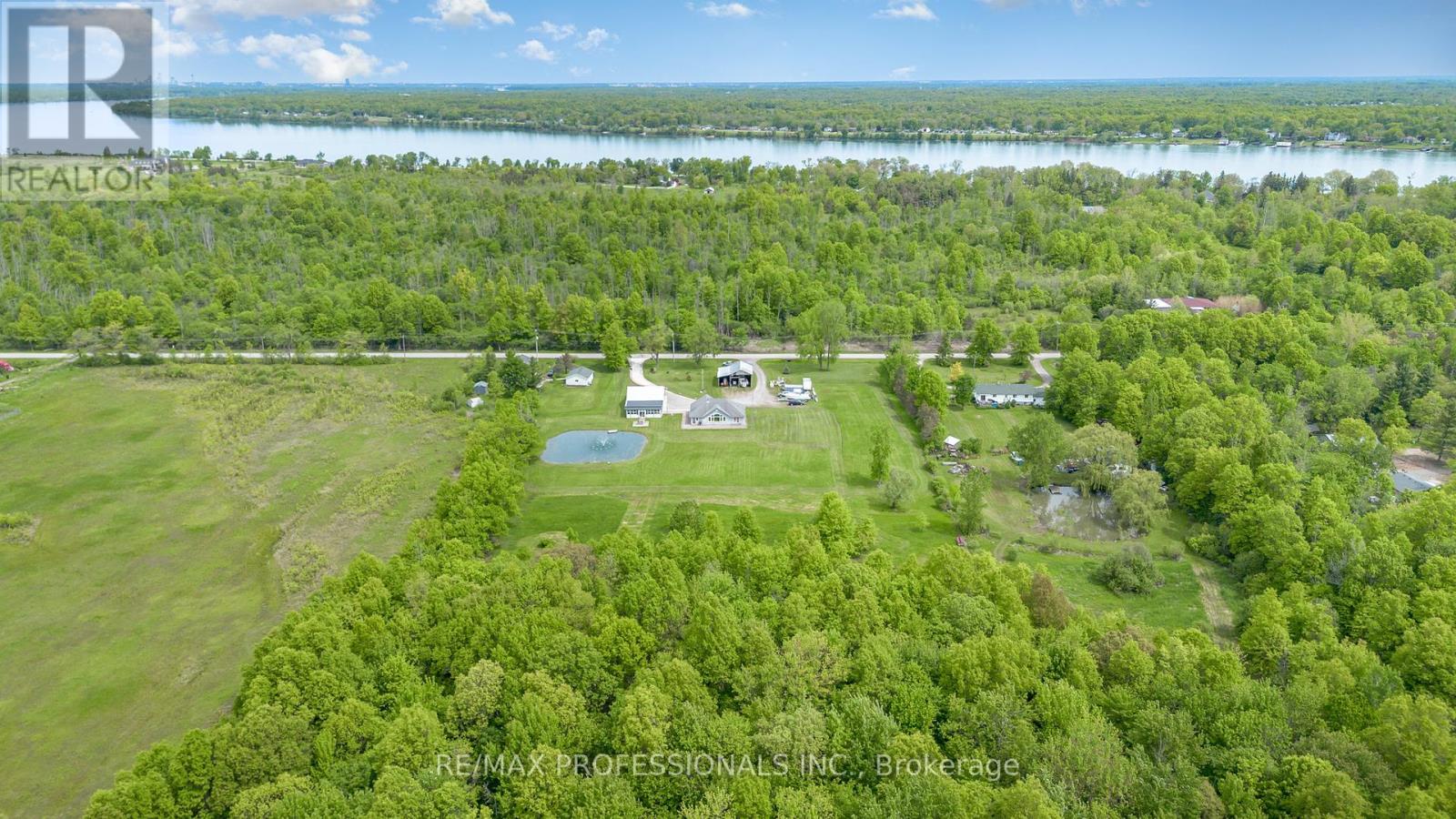 1961 Townline Road, Fort Erie, Ontario  L0S 1S0 - Photo 30 - X12375364