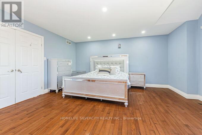 126 Montmorency Drive, Hamilton (Red Hill), Ontario  L8K 6R1 - Photo 24 - X12375368