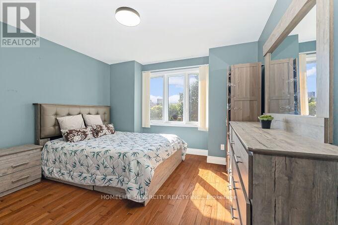 126 Montmorency Drive, Hamilton (Red Hill), Ontario  L8K 6R1 - Photo 33 - X12375368