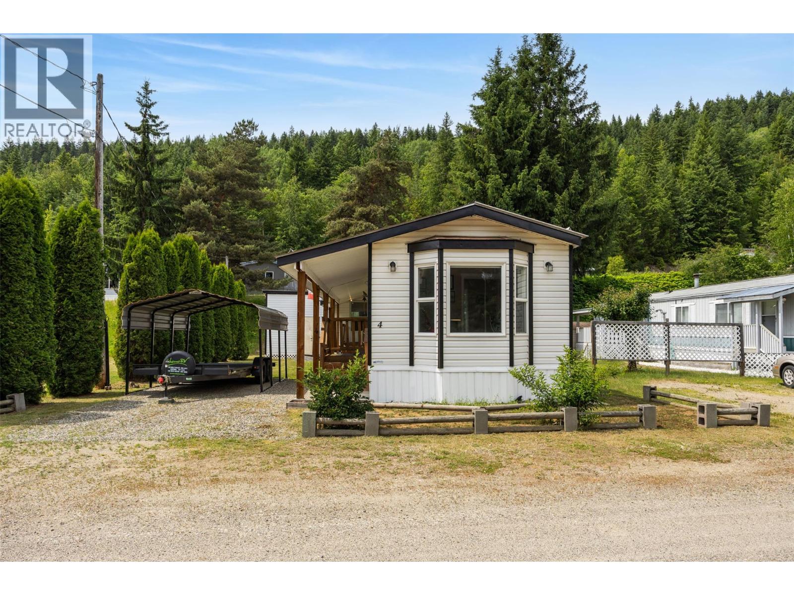 851 Old N Thompson Highway Unit# 4, clearwater, British Columbia