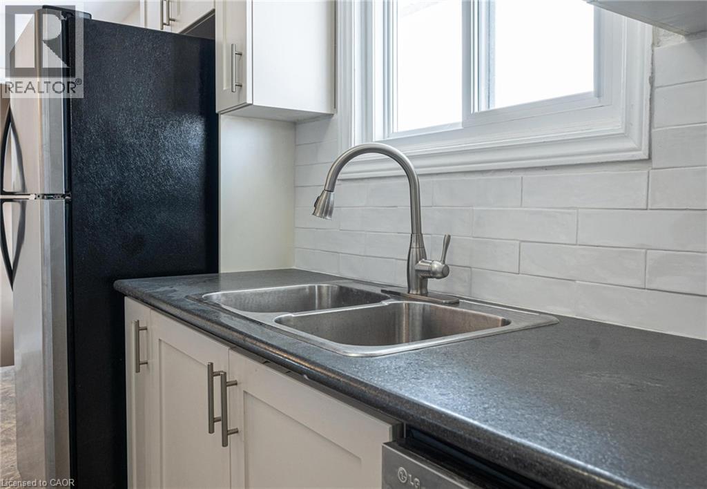 60 Burfield Avenue Unit# 1, Hamilton, Ontario  L8T 2J9 - Photo 7 - 40765243