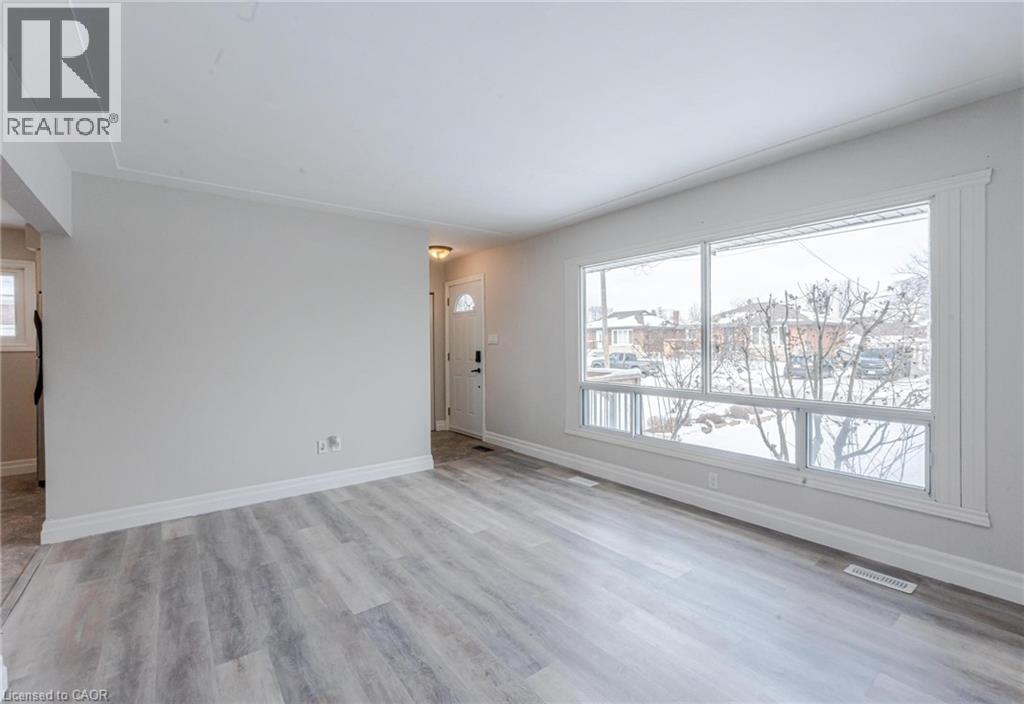 60 Burfield Avenue Unit# 1, Hamilton, Ontario  L8T 2J9 - Photo 1 - 40765243