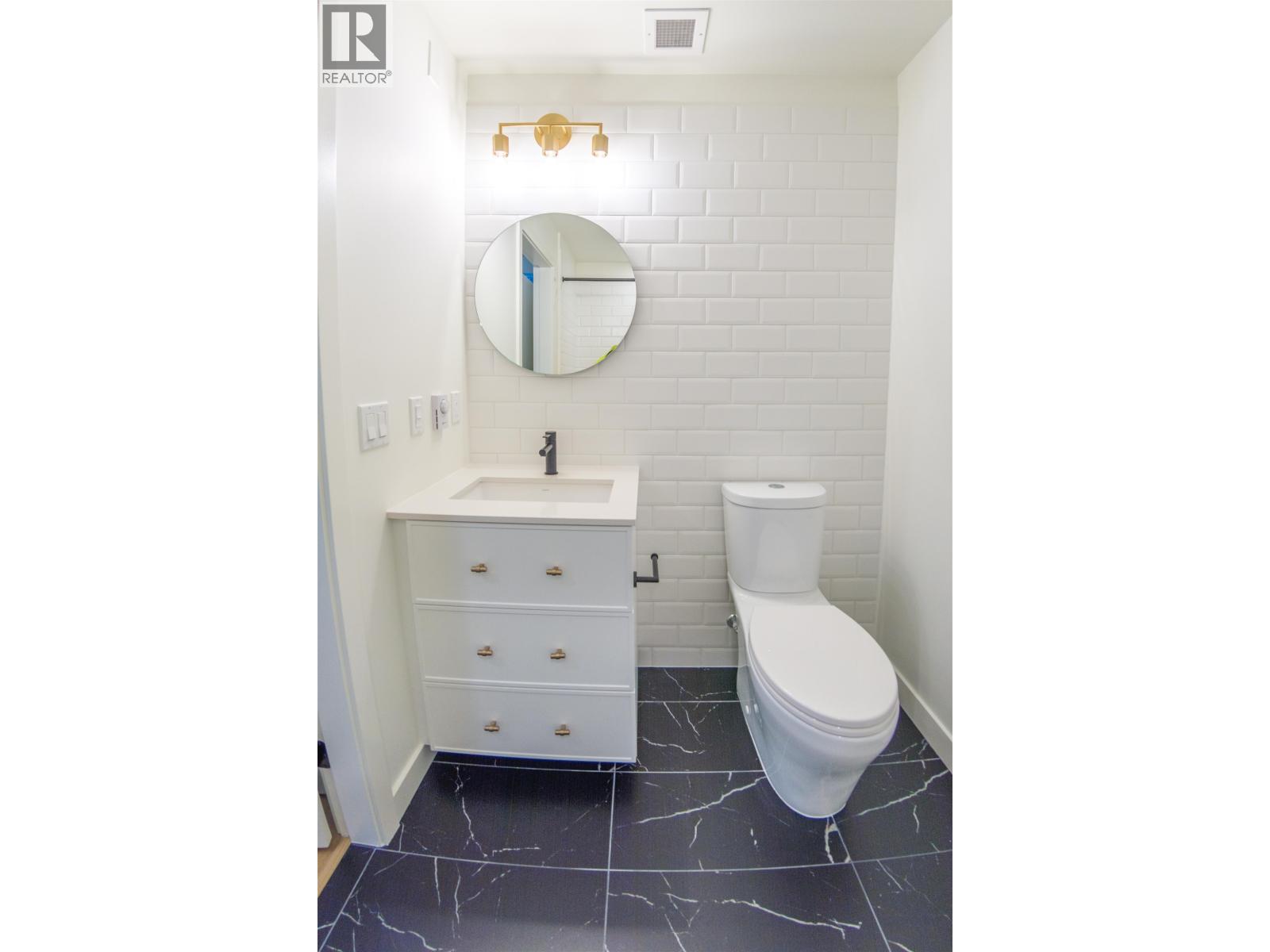 701 215 Mcbay Lane, Coquitlam, British Columbia  V3K 0H7 - Photo 14 - R3041924