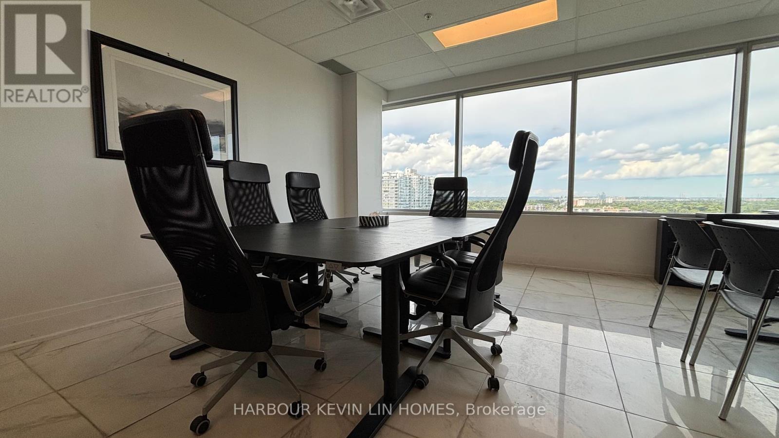 502 - 7191 Yonge Street, Markham, Ontario  L4J 1V8 - Photo 11 - N12375408