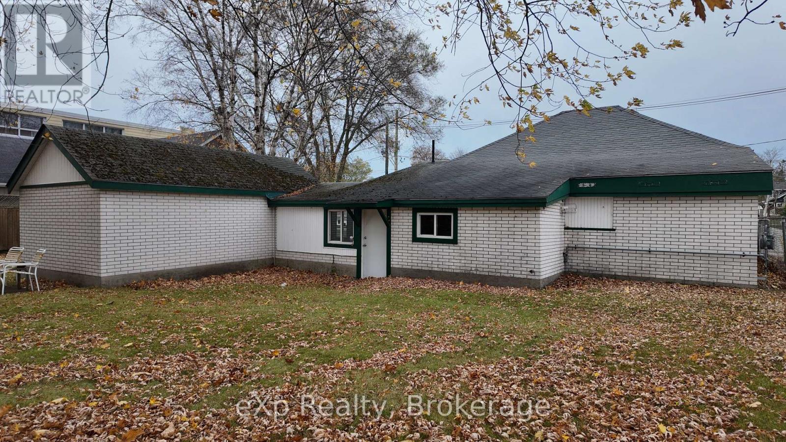 21 Grosvenor Street N, Saugeen Shores, Ontario  N0H 2L0 - Photo 16 - X11953328