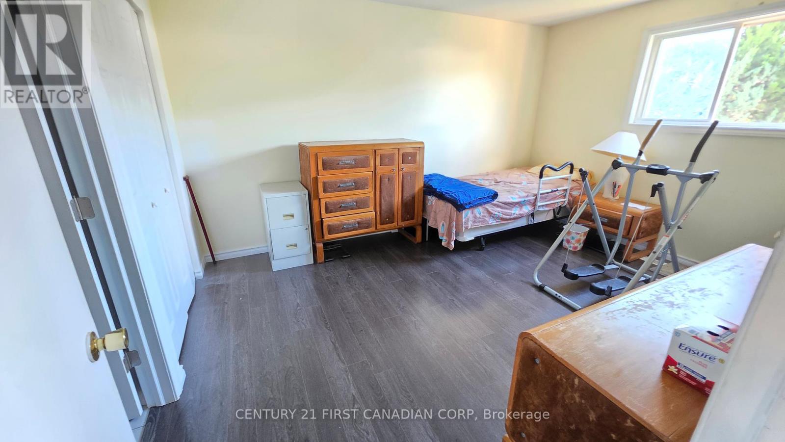 2 Muriel Crescent, London South, Ontario  N6E 2K5 - Photo 12 - X12375522