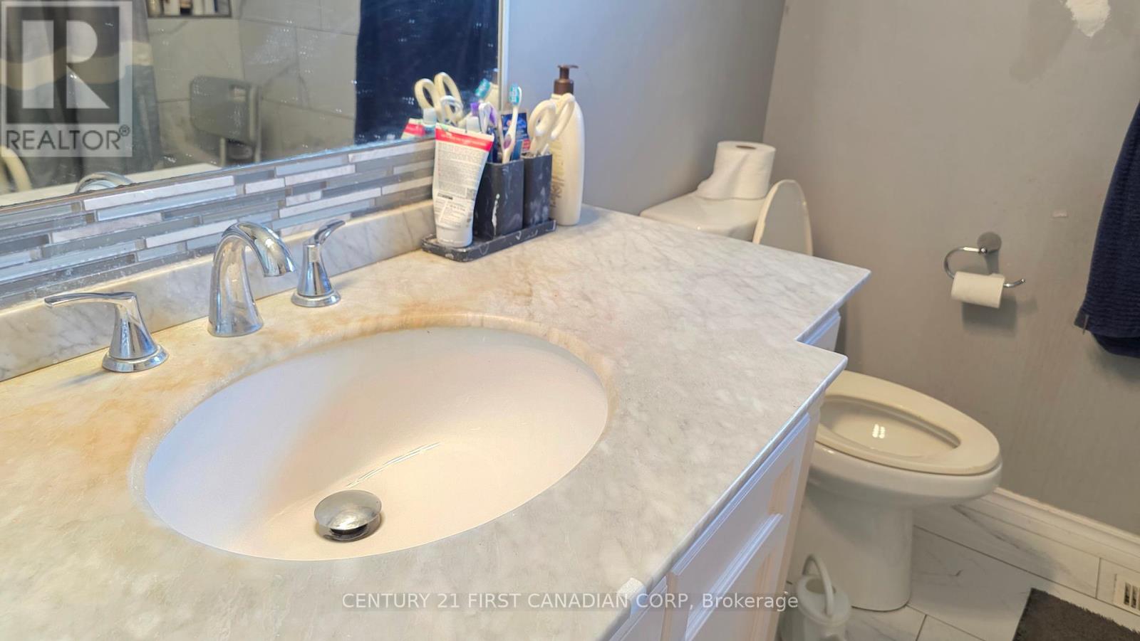 2 Muriel Crescent, London South, Ontario  N6E 2K5 - Photo 17 - X12375522