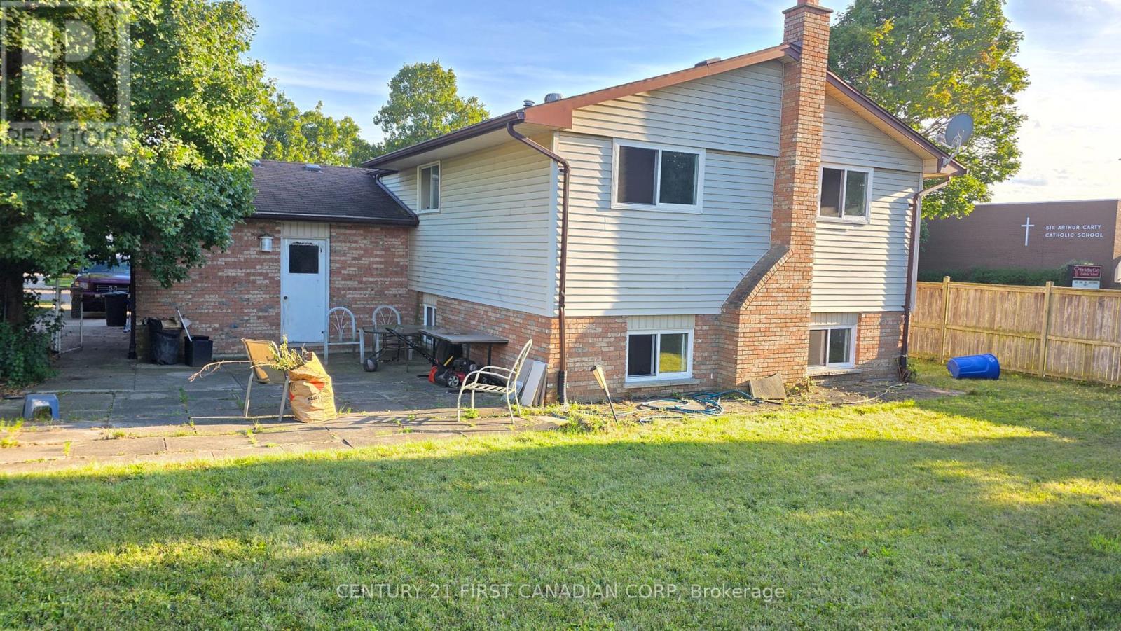 2 Muriel Crescent, London South, Ontario  N6E 2K5 - Photo 26 - X12375522
