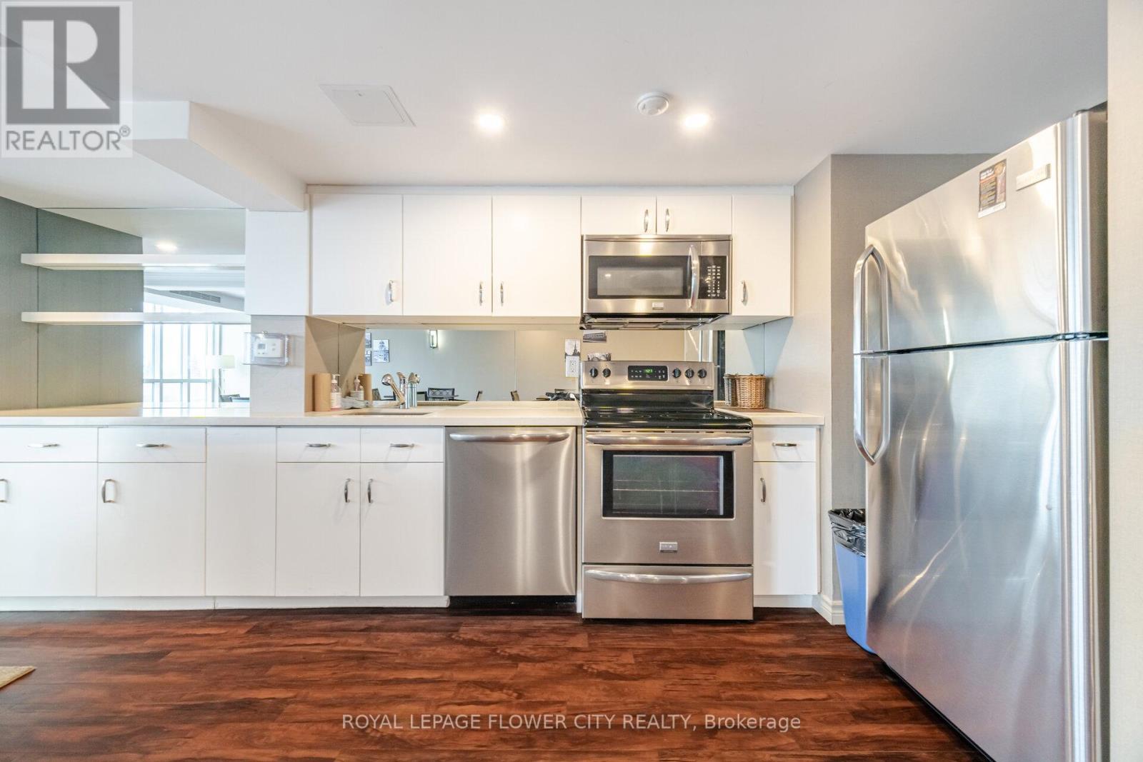 Ph5 - 1 Belvedere Court, Brampton, Ontario  L6V 4M6 - Photo 36 - W12244312