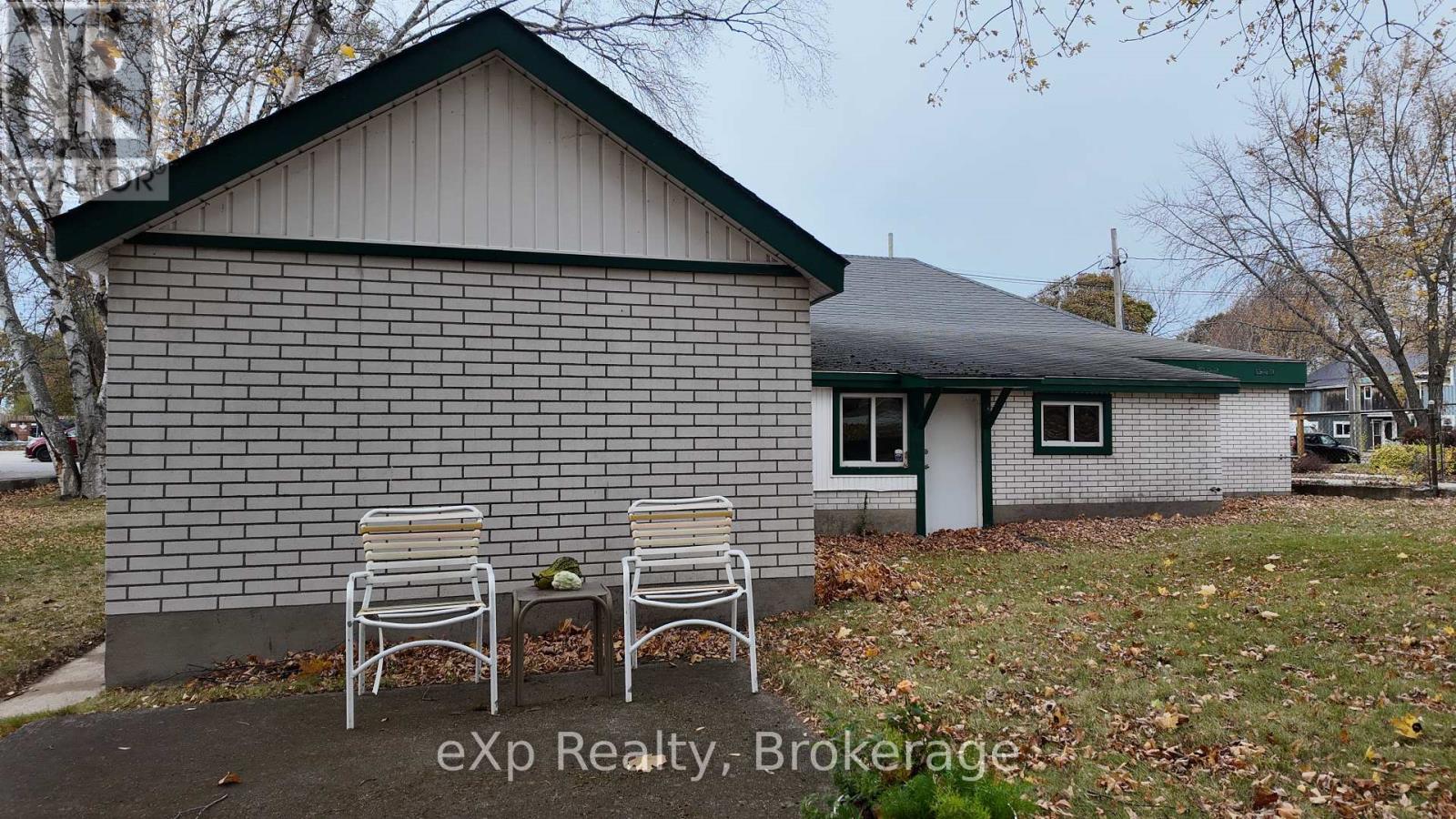 21 Grosvenor Street N, Saugeen Shores, Ontario  N0H 2L0 - Photo 19 - X11953328