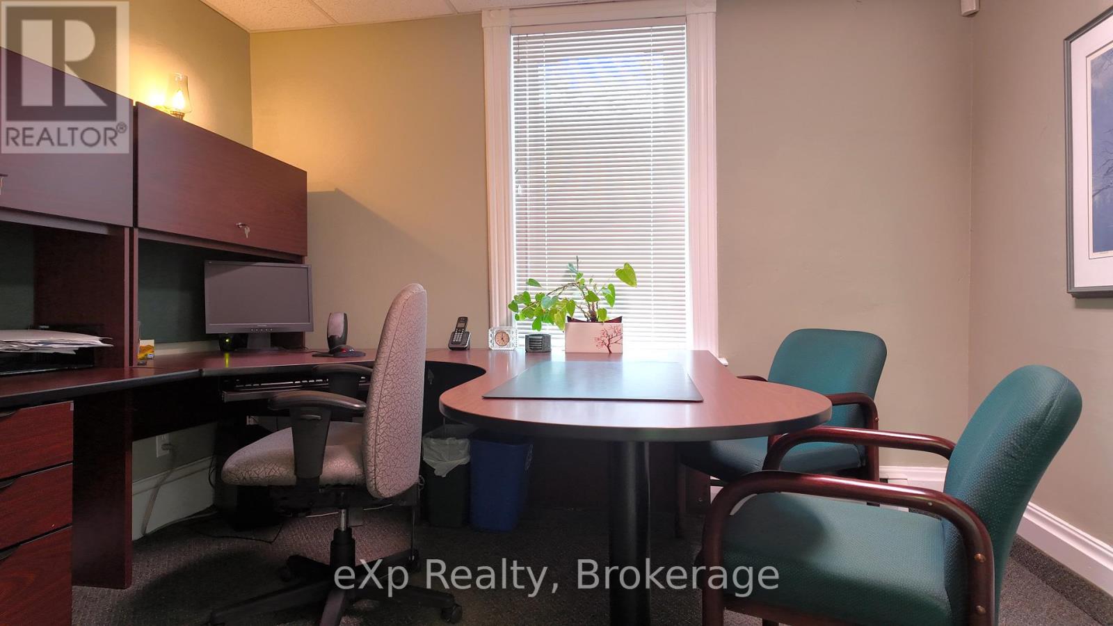 21 Grosvenor Street N, Saugeen Shores, Ontario  N0H 2L0 - Photo 7 - X11953328