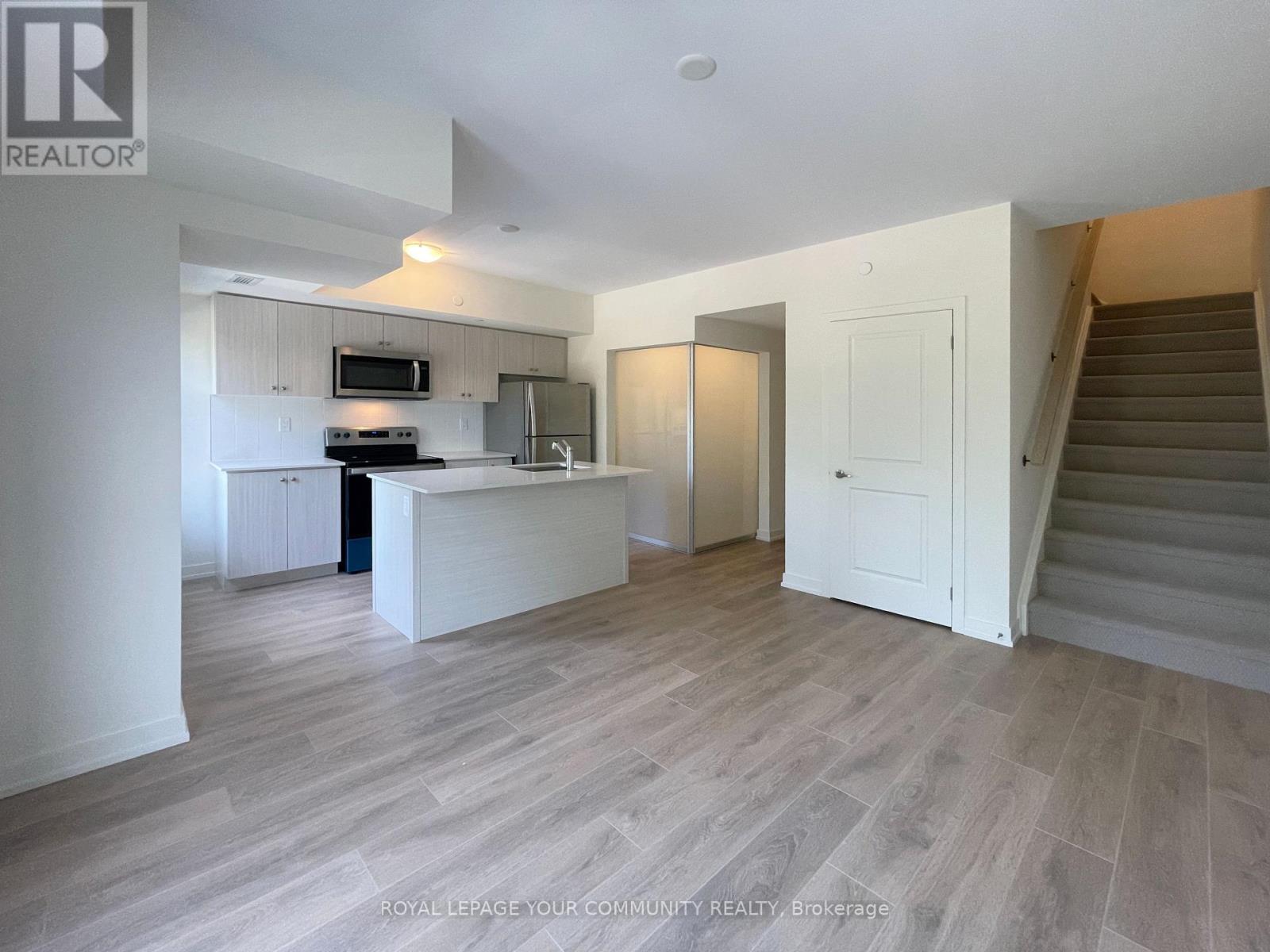 2302 - 58 Elizabeth Street S, Richmond Hill, Ontario  L4C 5W2 - Photo 3 - N12302684
