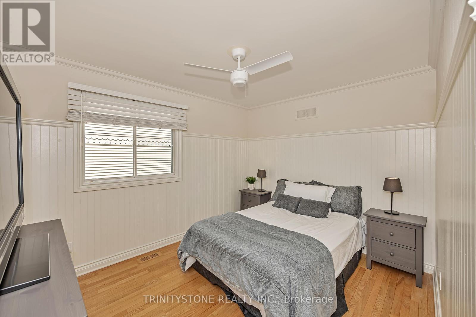 32 Kyle Avenue, Ottawa, Ontario  K2S 1G9 - Photo 31 - X12375507
