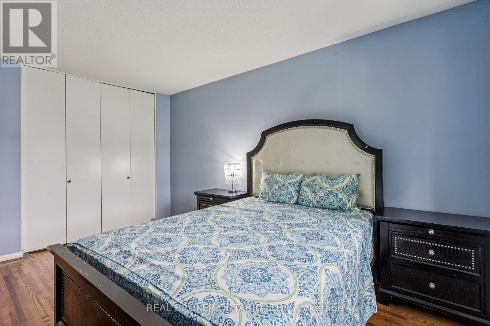 85 Monterey Drive, Ottawa, Ontario  K2H 7A9 - Photo 28 - X12375580