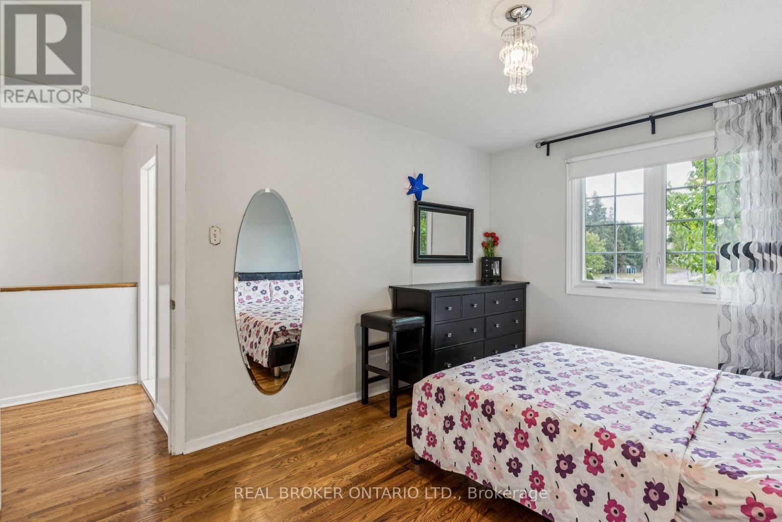 85 Monterey Drive, Ottawa, Ontario  K2H 7A9 - Photo 36 - X12375580