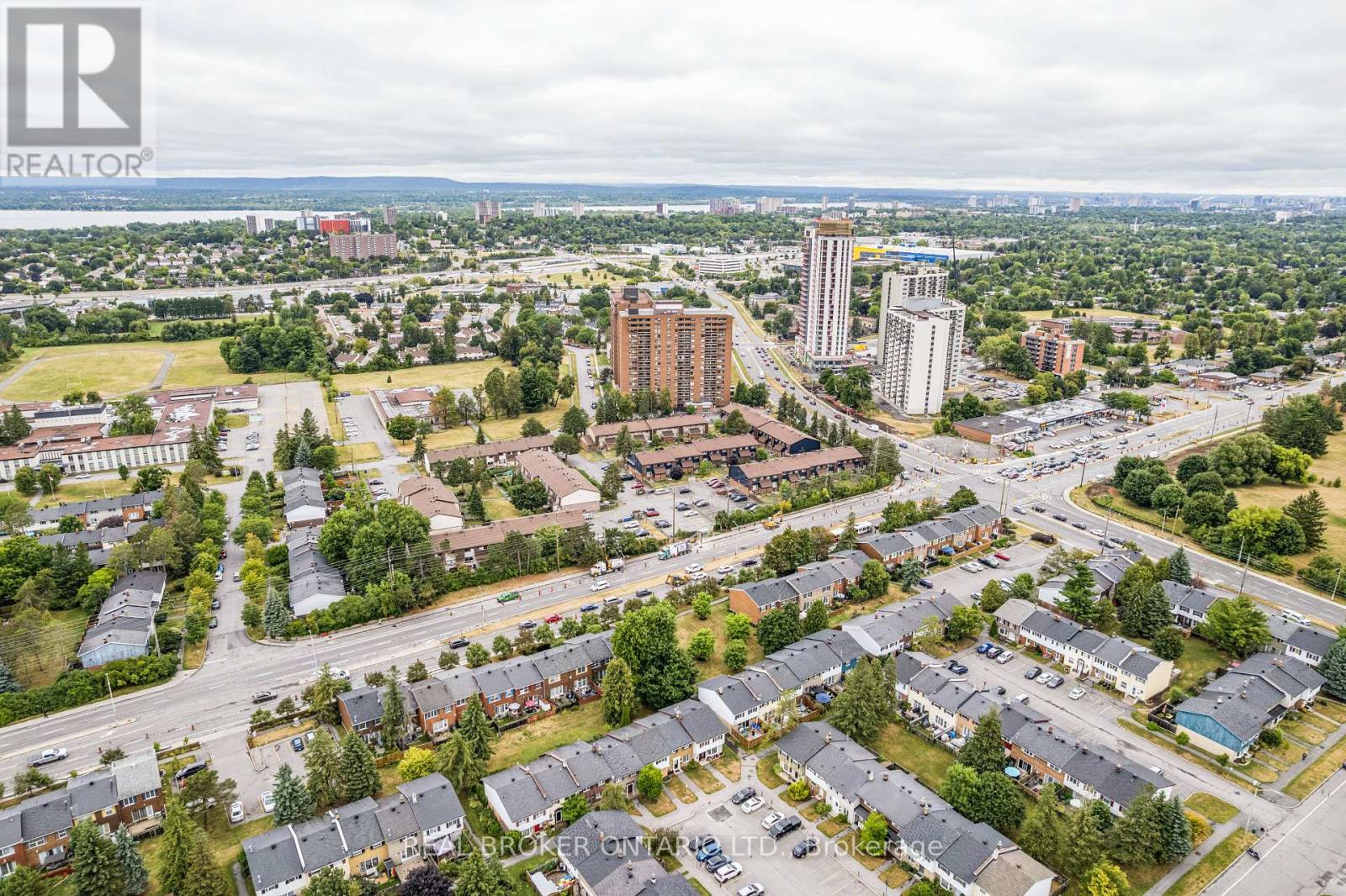 85 Monterey Drive, Ottawa, Ontario  K2H 7A9 - Photo 47 - X12375580
