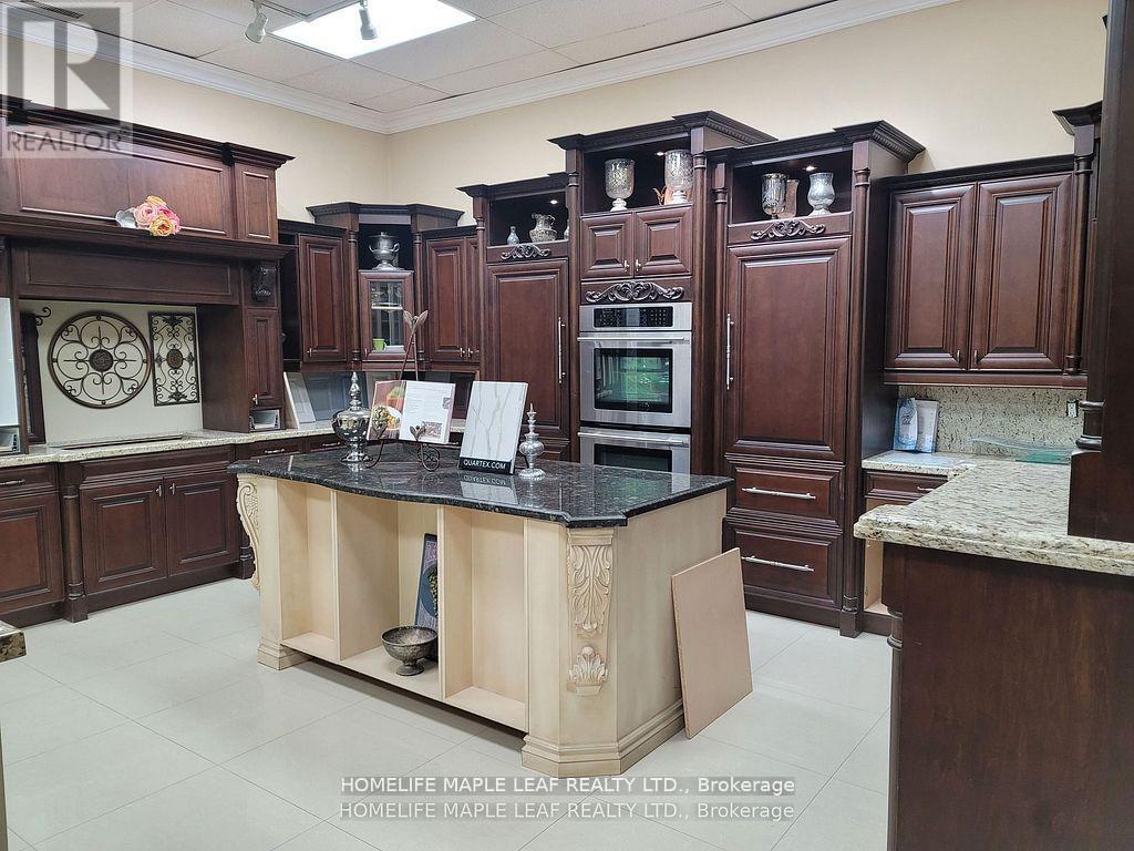 2 - 8 Strathern Avenue, Brampton (Steeles Industrial), Ontario  L6T 4V4 - Photo 3 - W12375410