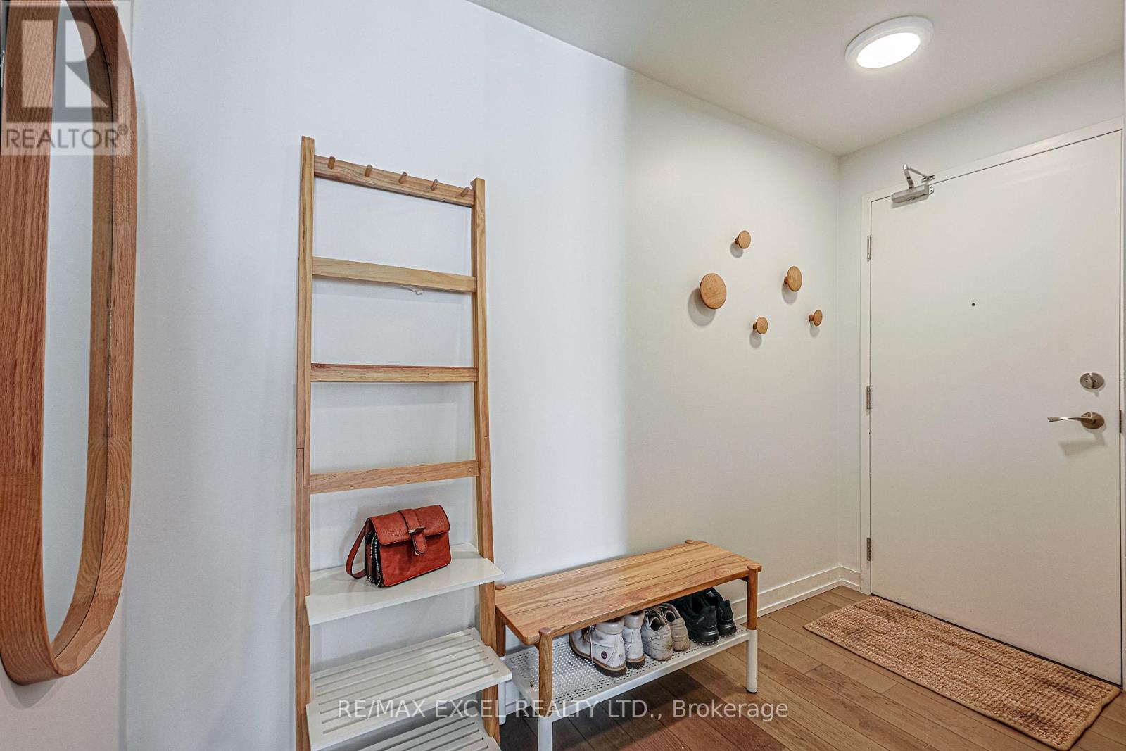 101 - 530 Indian Grove, Toronto, Ontario  M6P 2J1 - Photo 14 - W12375453