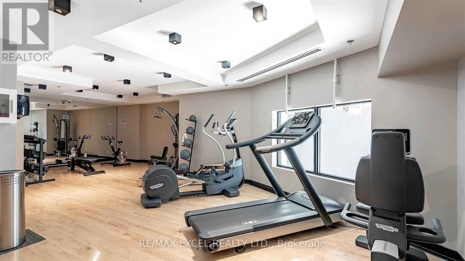 101 - 530 Indian Grove, Toronto, Ontario  M6P 2J1 - Photo 38 - W12375453