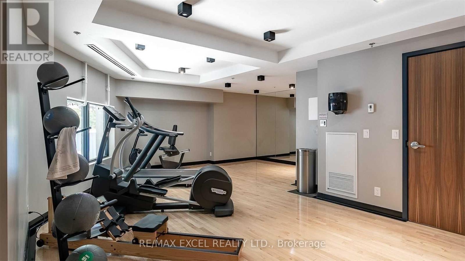 101 - 530 Indian Grove, Toronto, Ontario  M6P 2J1 - Photo 39 - W12375453