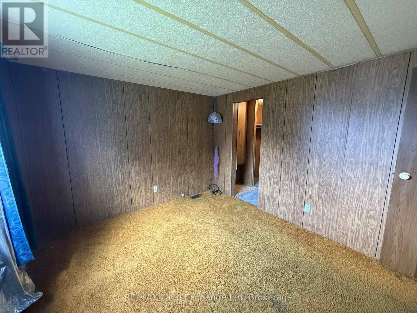 389 Catherine Street, North Huron, Ontario  N0G 2W0 - Photo 10 - X12375501