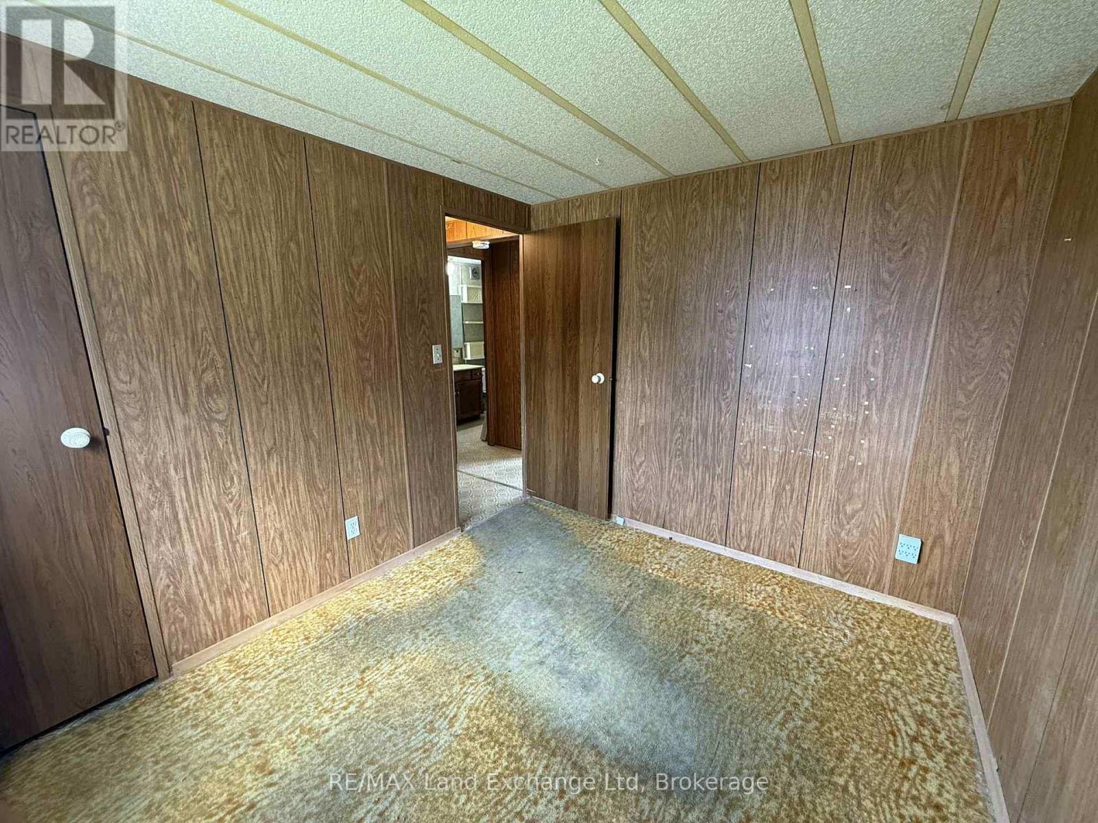 389 Catherine Street, North Huron, Ontario  N0G 2W0 - Photo 16 - X12375501