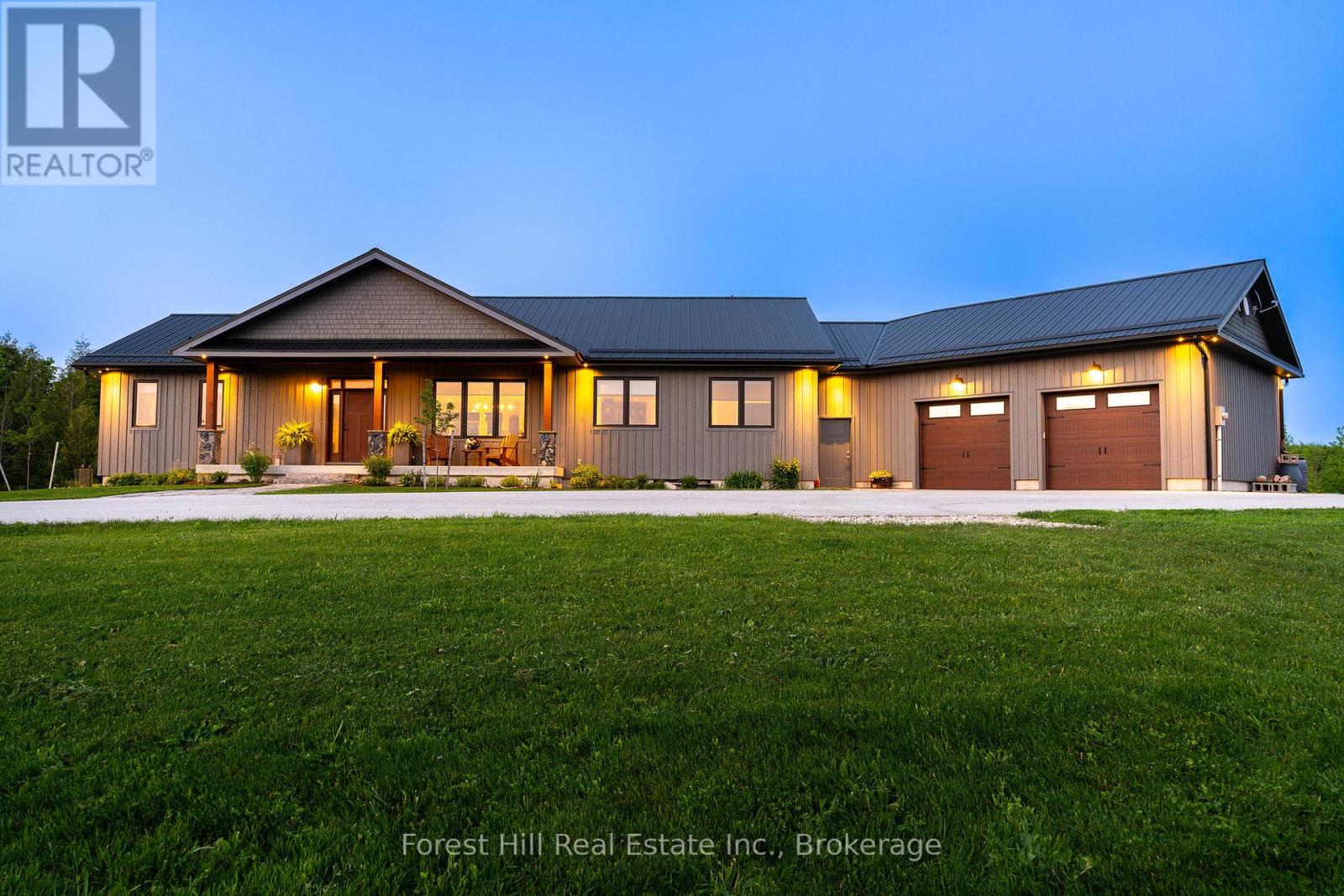 240 Lookout Drive, West Grey, Ontario  N0C 1H0 - Photo 2 - X12375547
