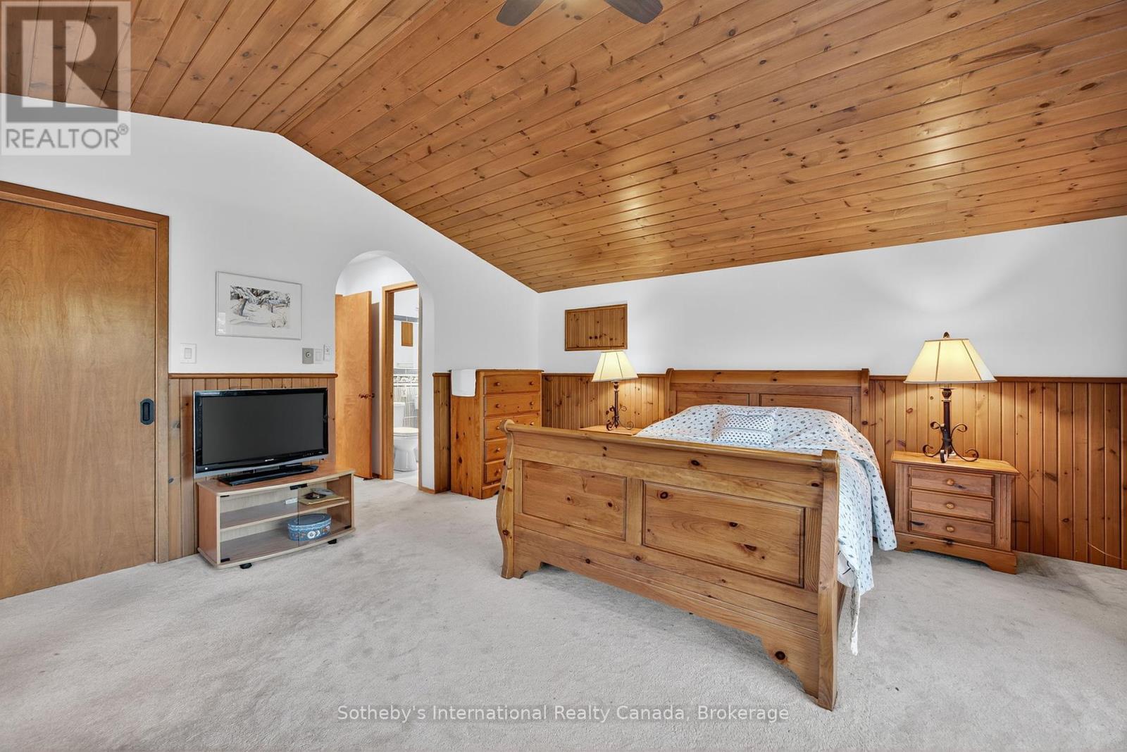 152 Bayview Avenue, Blue Mountains, Ontario  N0H 2P0 - Photo 18 - X12375576