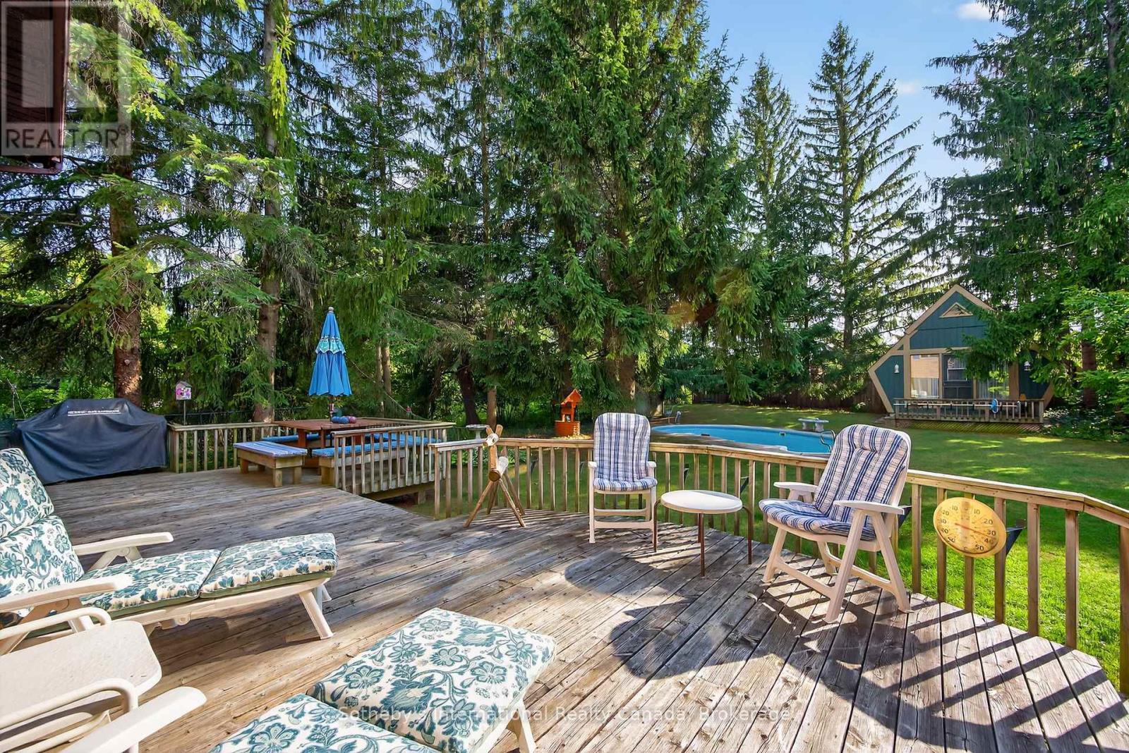 152 Bayview Avenue, Blue Mountains, Ontario  N0H 2P0 - Photo 29 - X12375576